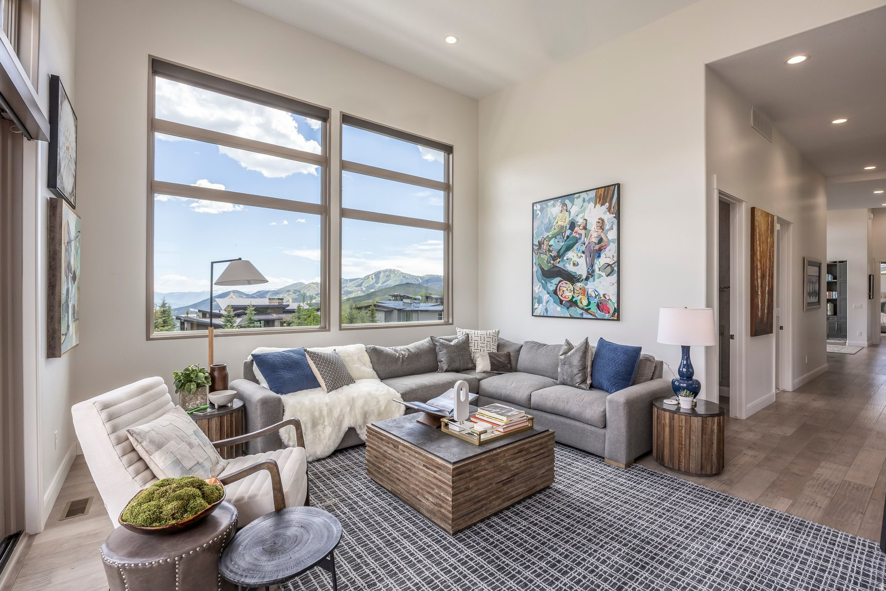 DEER VISTA - Residential