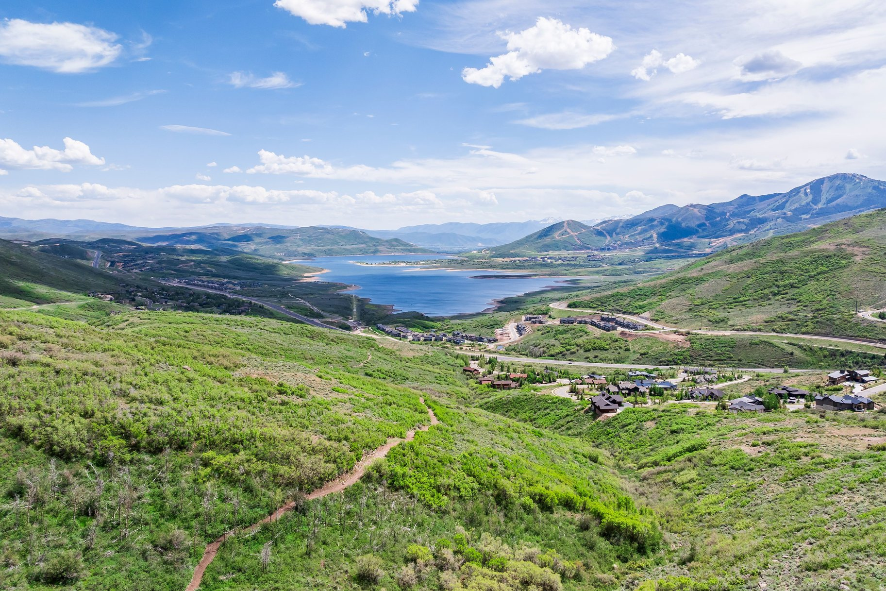 DEER VISTA - Residential