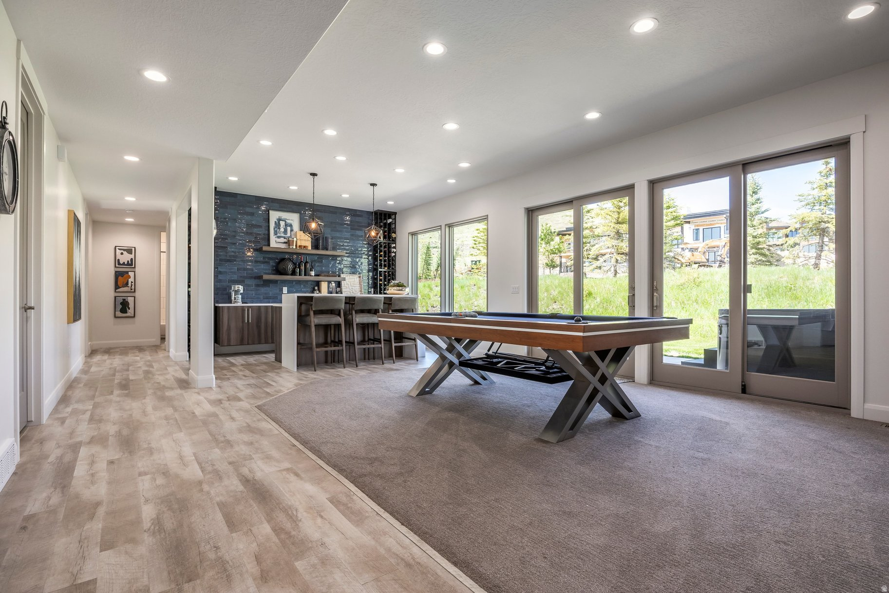 DEER VISTA - Residential