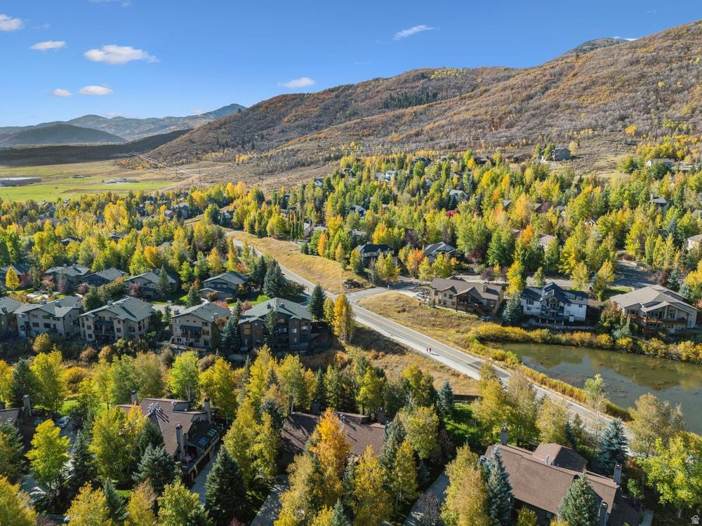 ELK RUN AT PINEBROOK - Residential