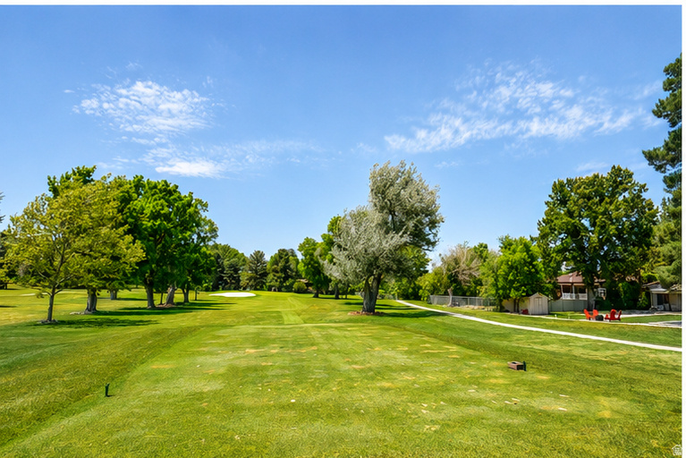 WILLOW CREEK - Residential