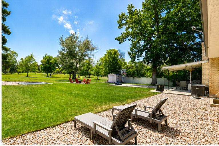 WILLOW CREEK - Residential