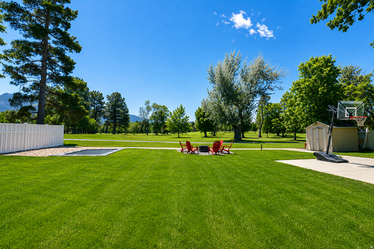 WILLOW CREEK - Residential