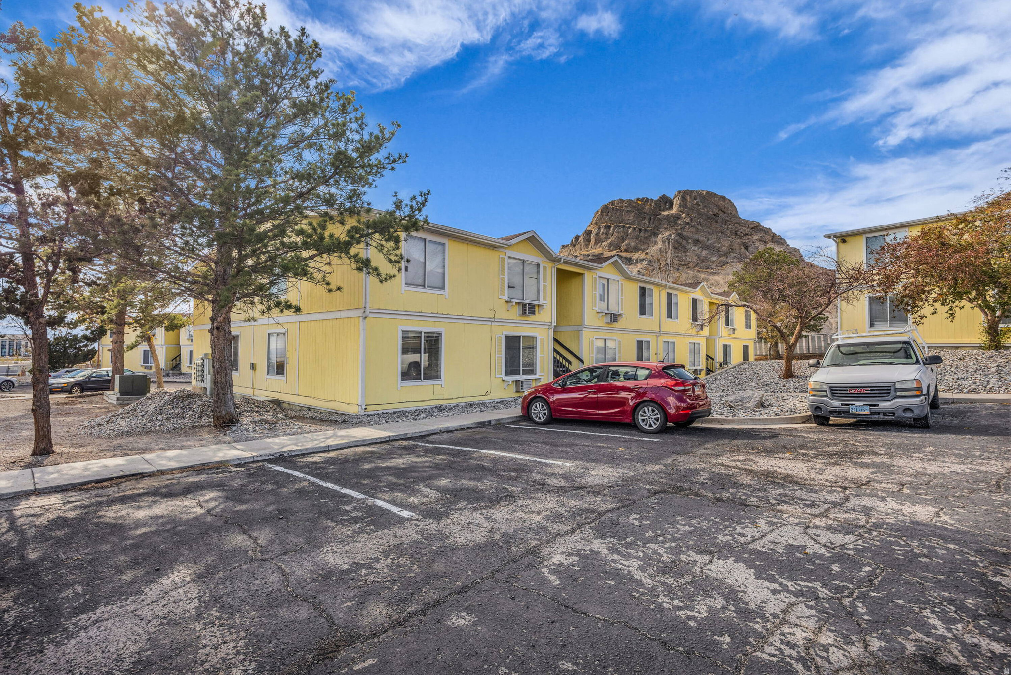 BONNEVILLE HEIGHTS S - Residential
