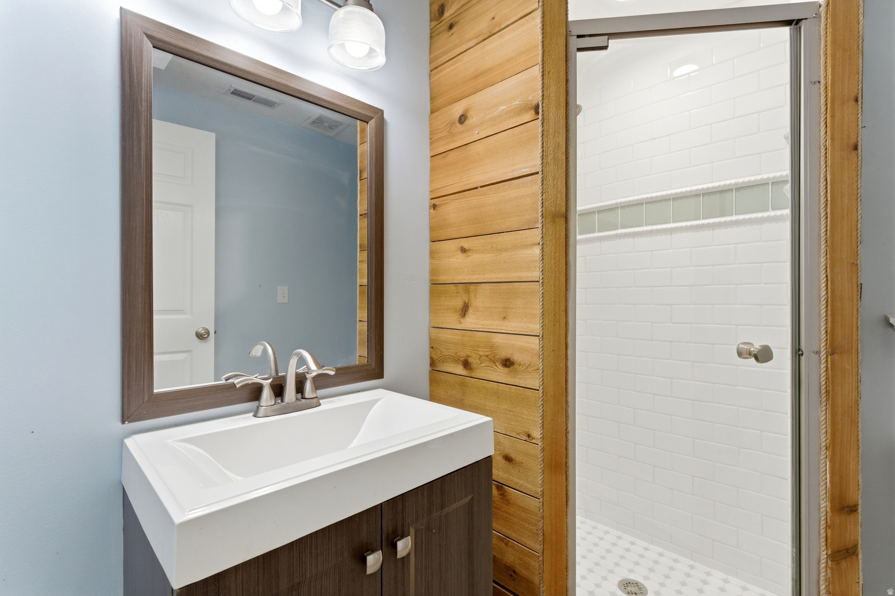 CREEKSIDE - Residential