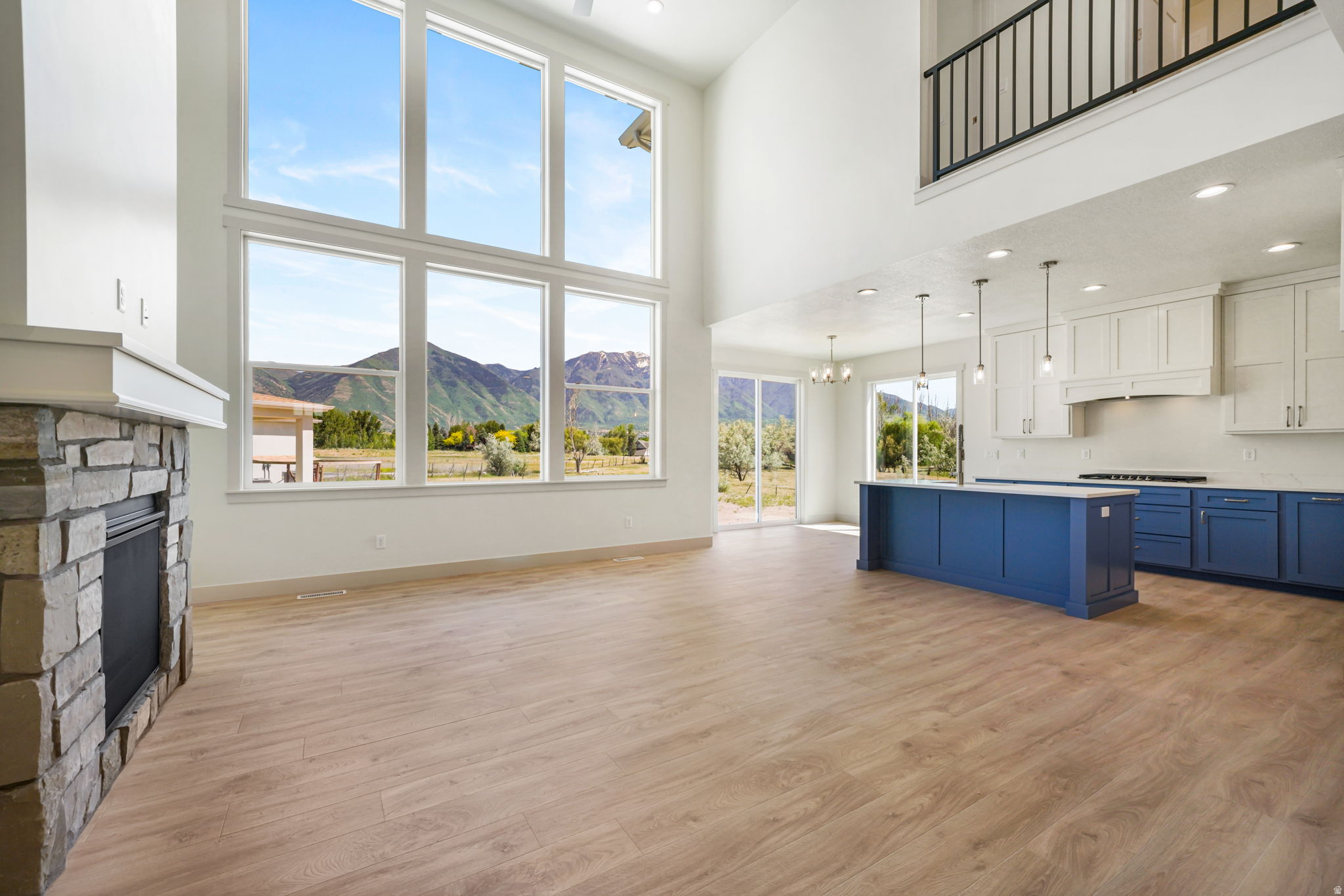 DAVIS FARMS - Residential