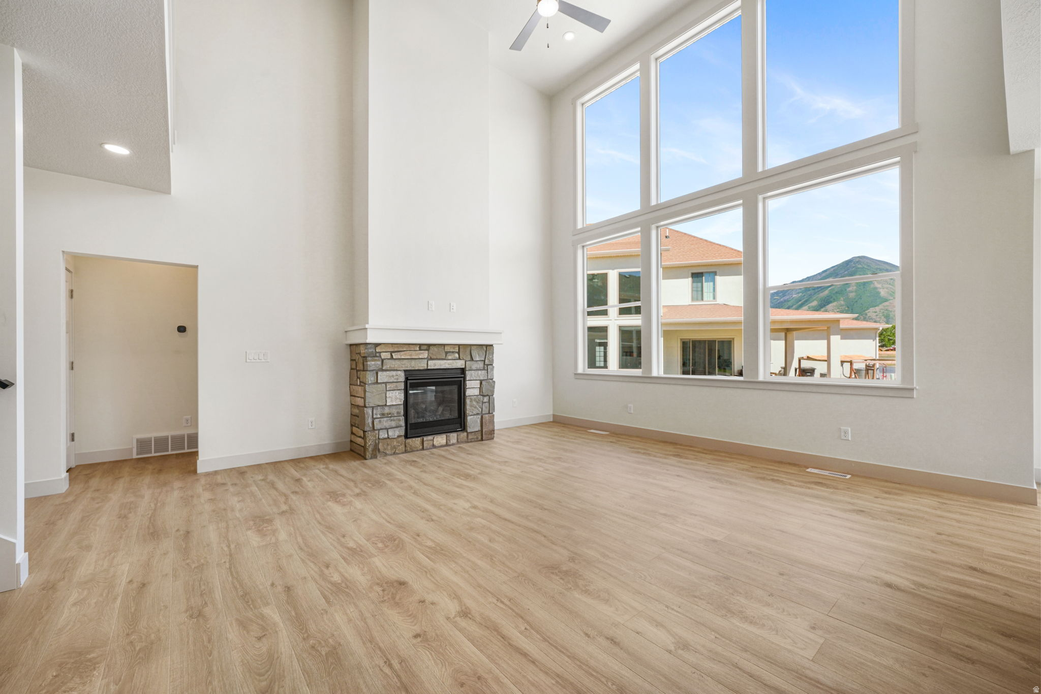 DAVIS FARMS - Residential