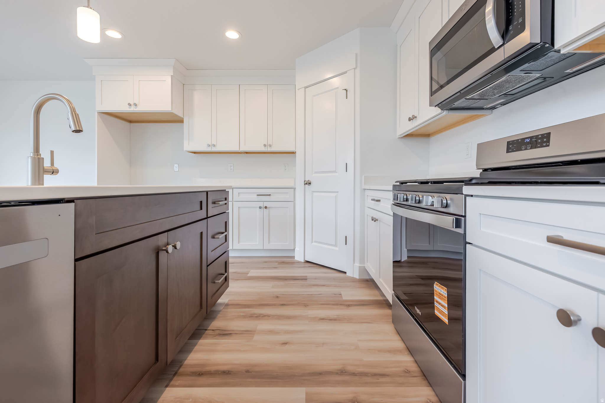 MOUNTAIN RIDGE - Residential