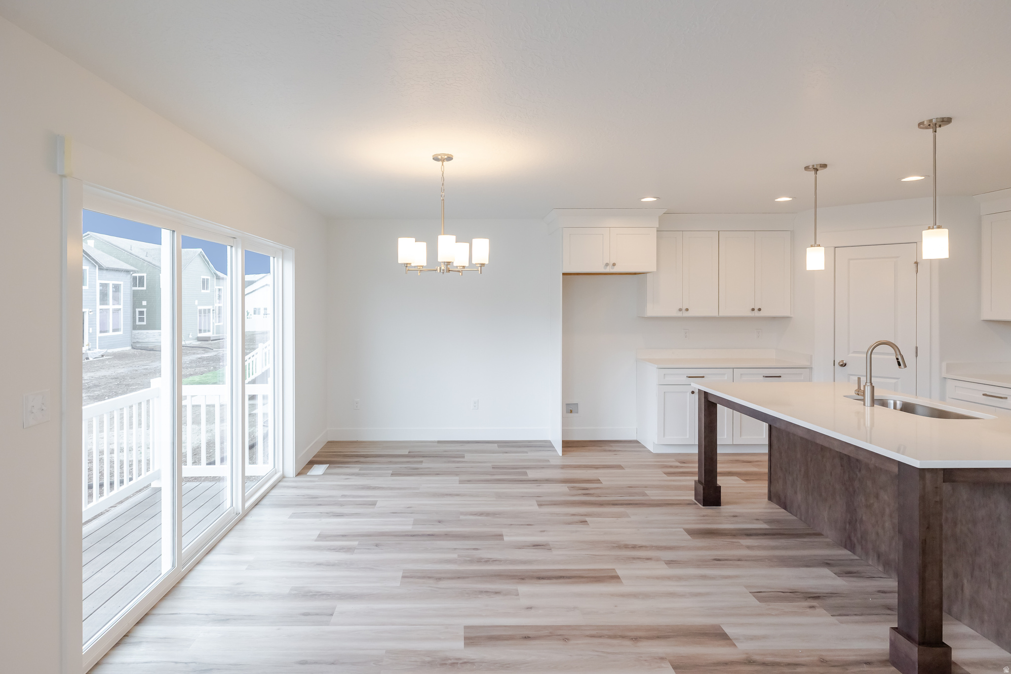 MOUNTAIN RIDGE - Residential
