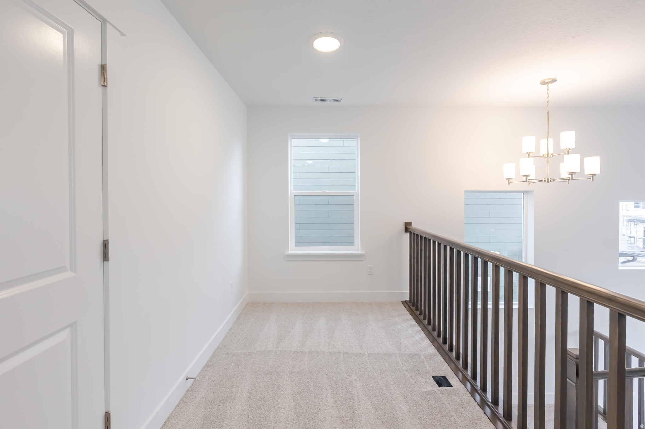 MOUNTAIN RIDGE - Residential