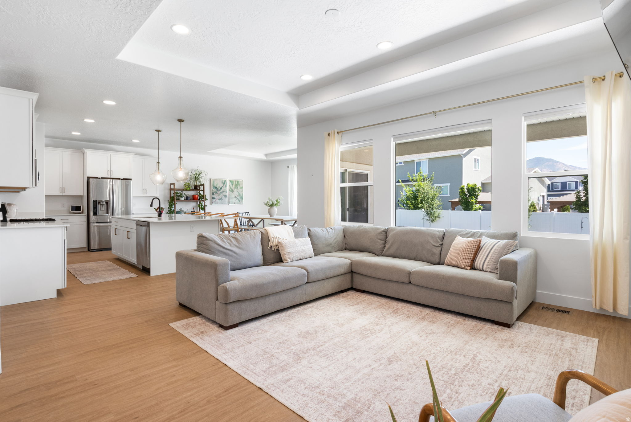 MAPLETON GROVE - Residential