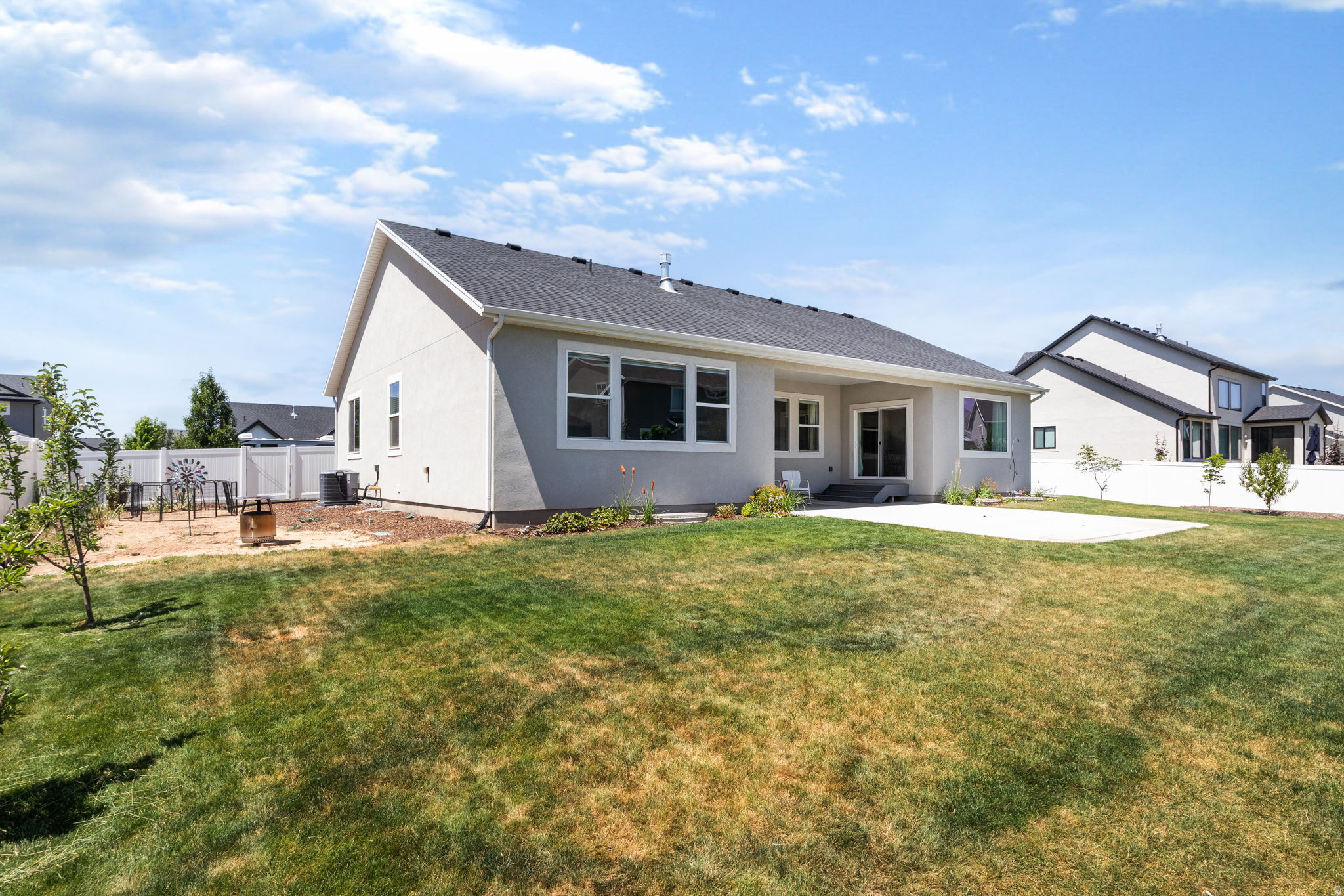 MAPLETON GROVE - Residential