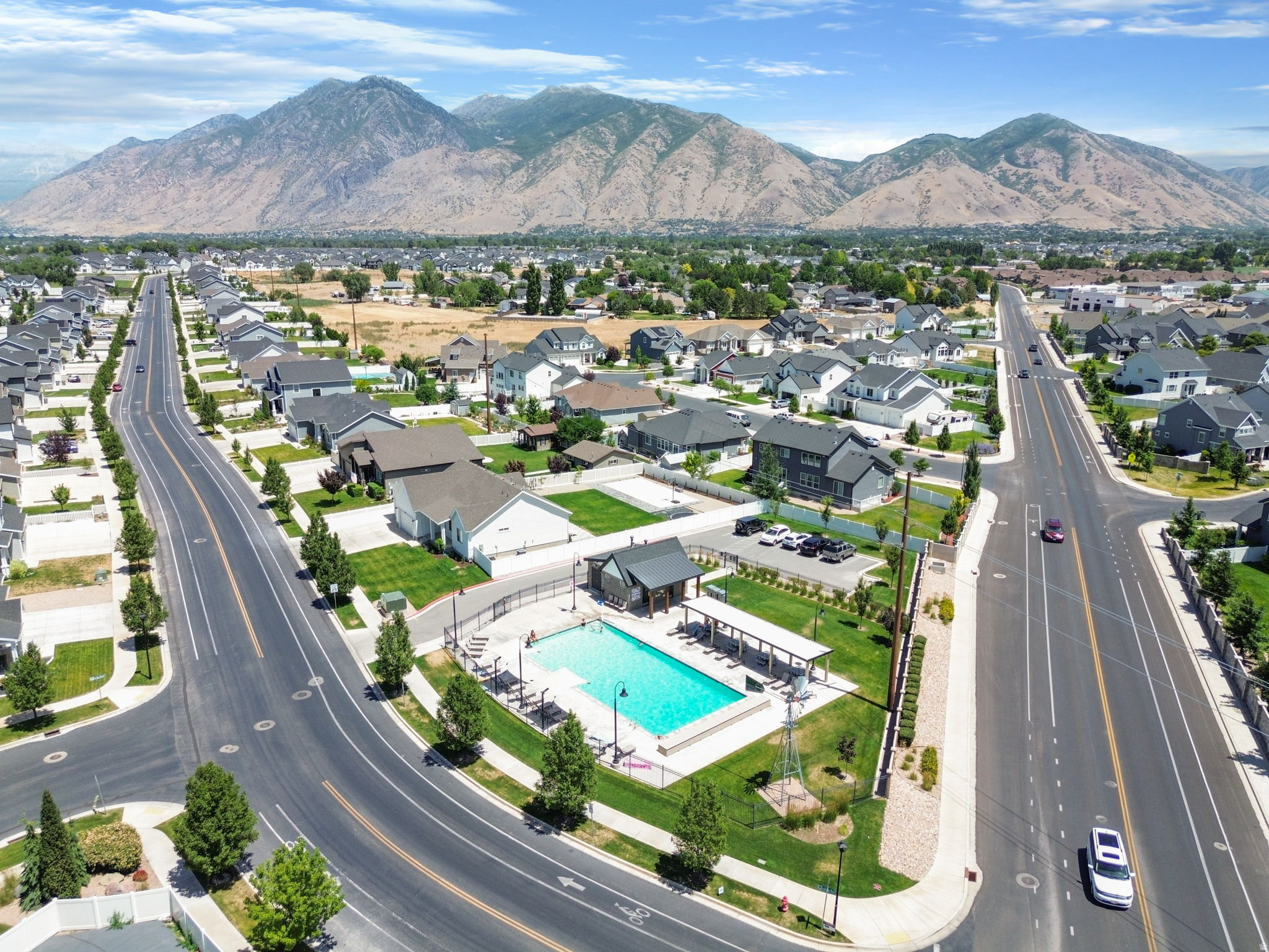 MAPLETON GROVE - Residential