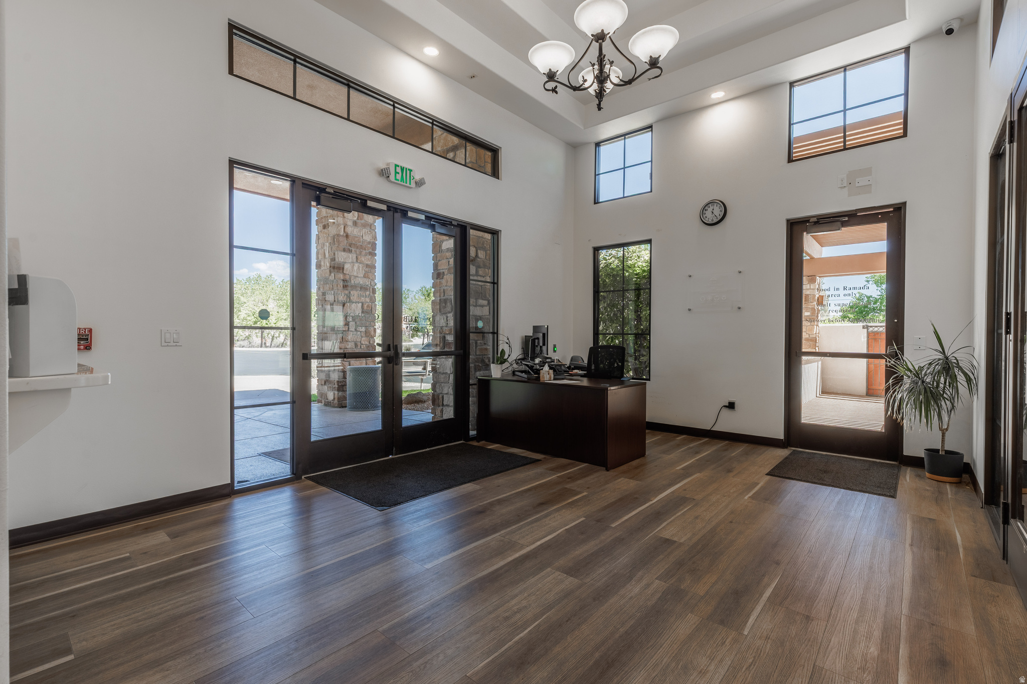 CORAL CANYON - Residential