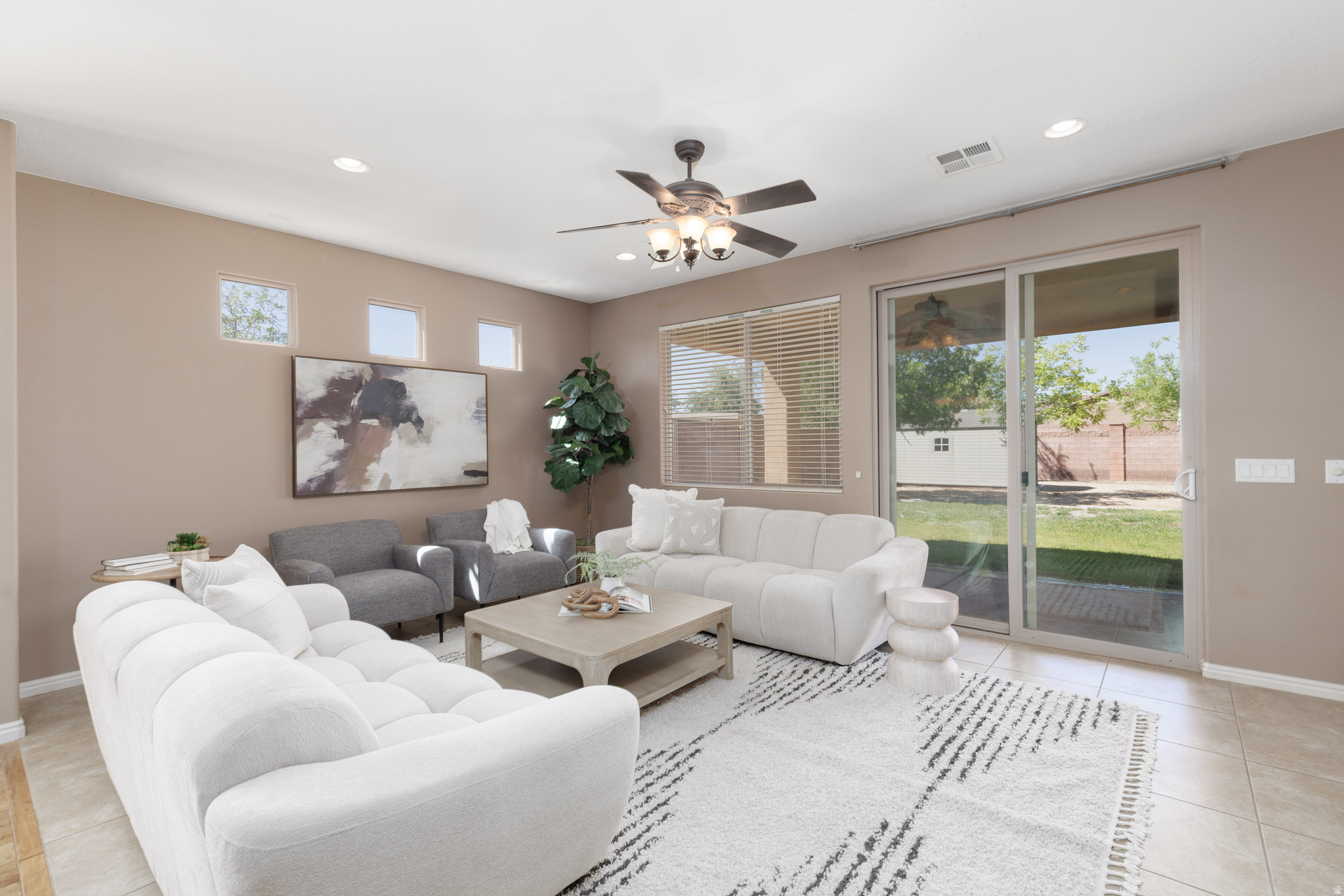 CORAL CANYON - Residential