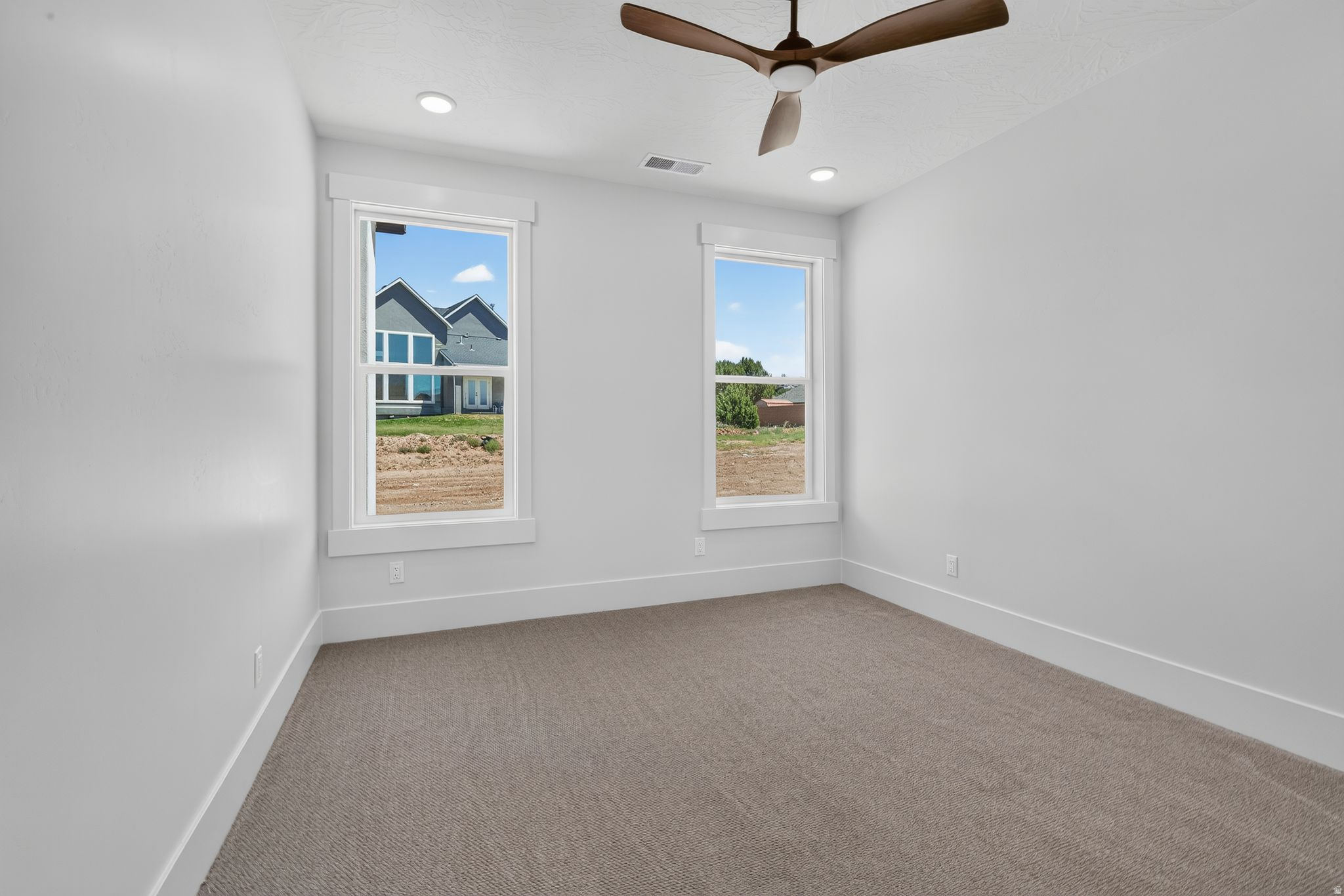 THE BLUFF AT SOUTH MOUNTAIN - Residential