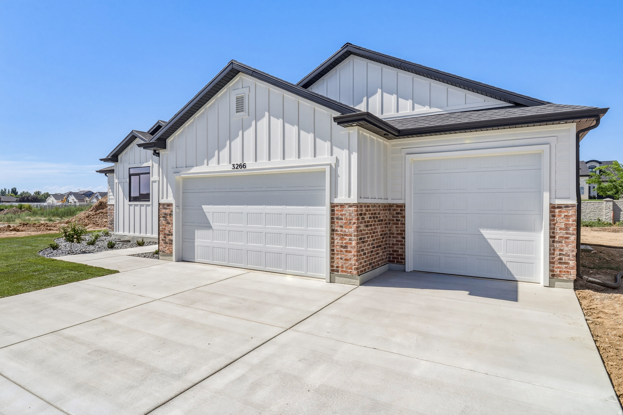 ESTATES AT MAJOR FARMS - Residential