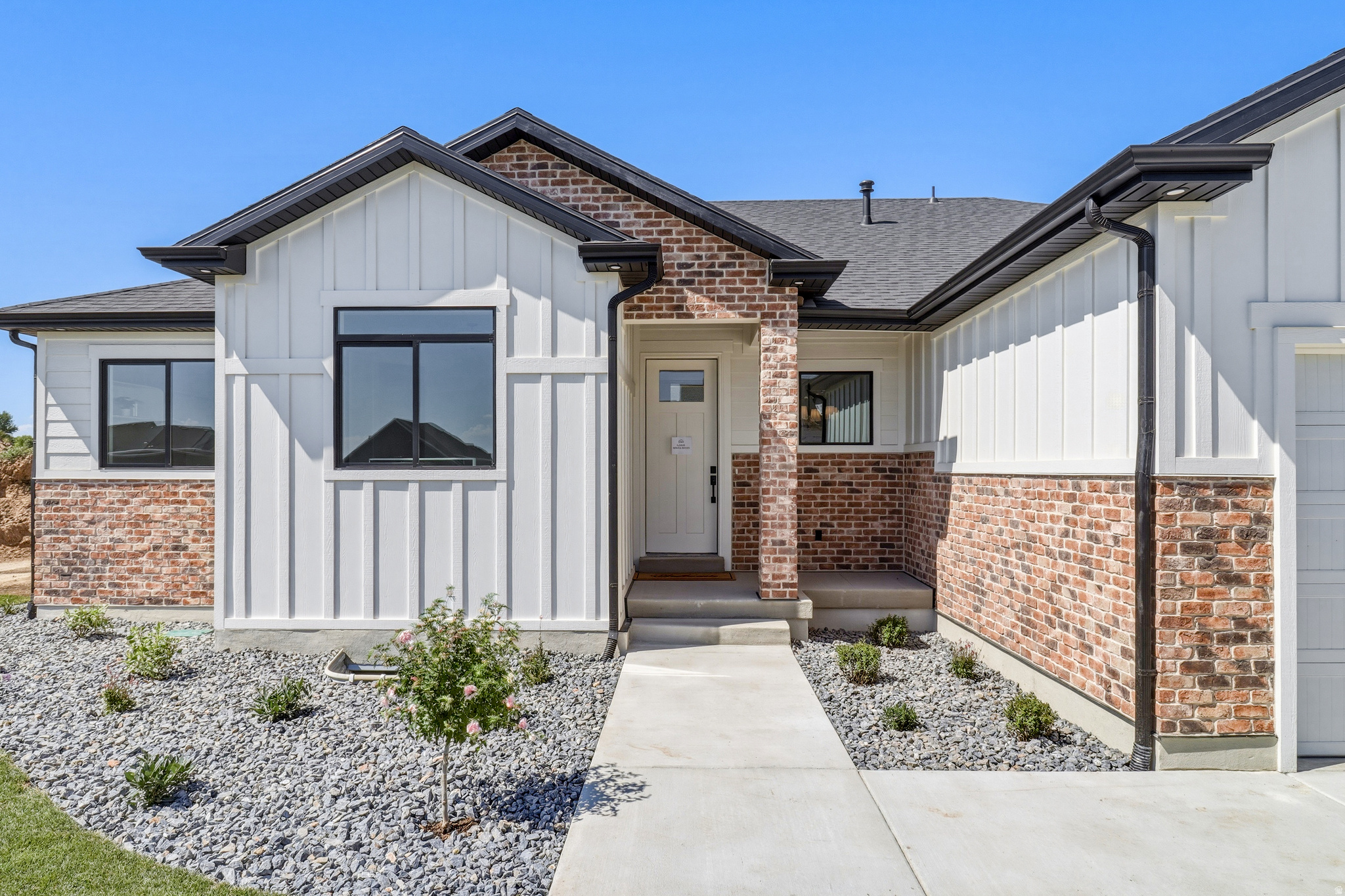 ESTATES AT MAJOR FARMS - Residential