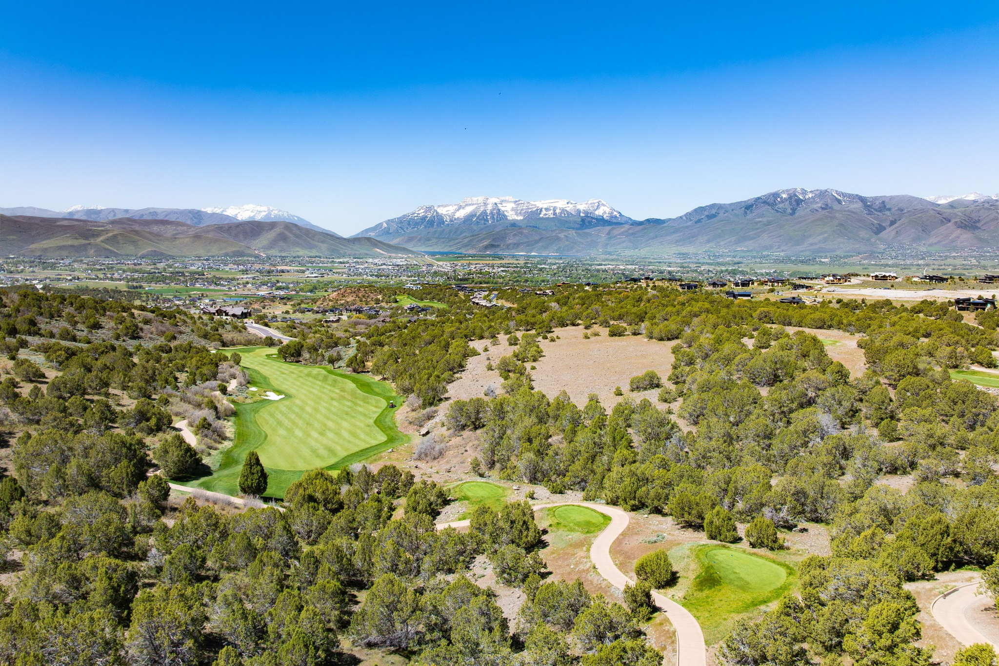RED LEDGES - Land