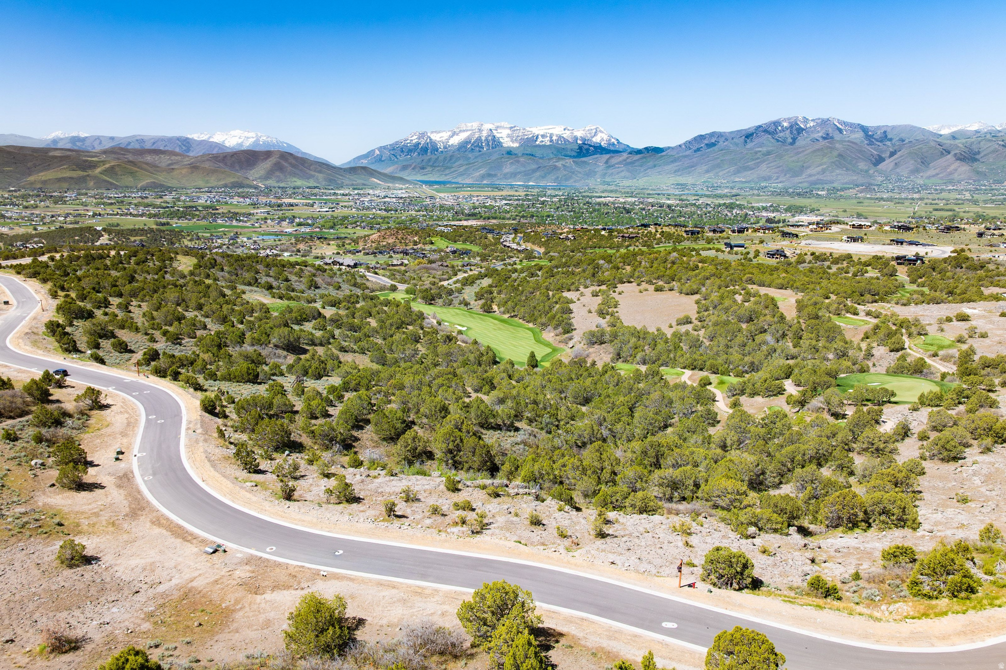 RED LEDGES - Land