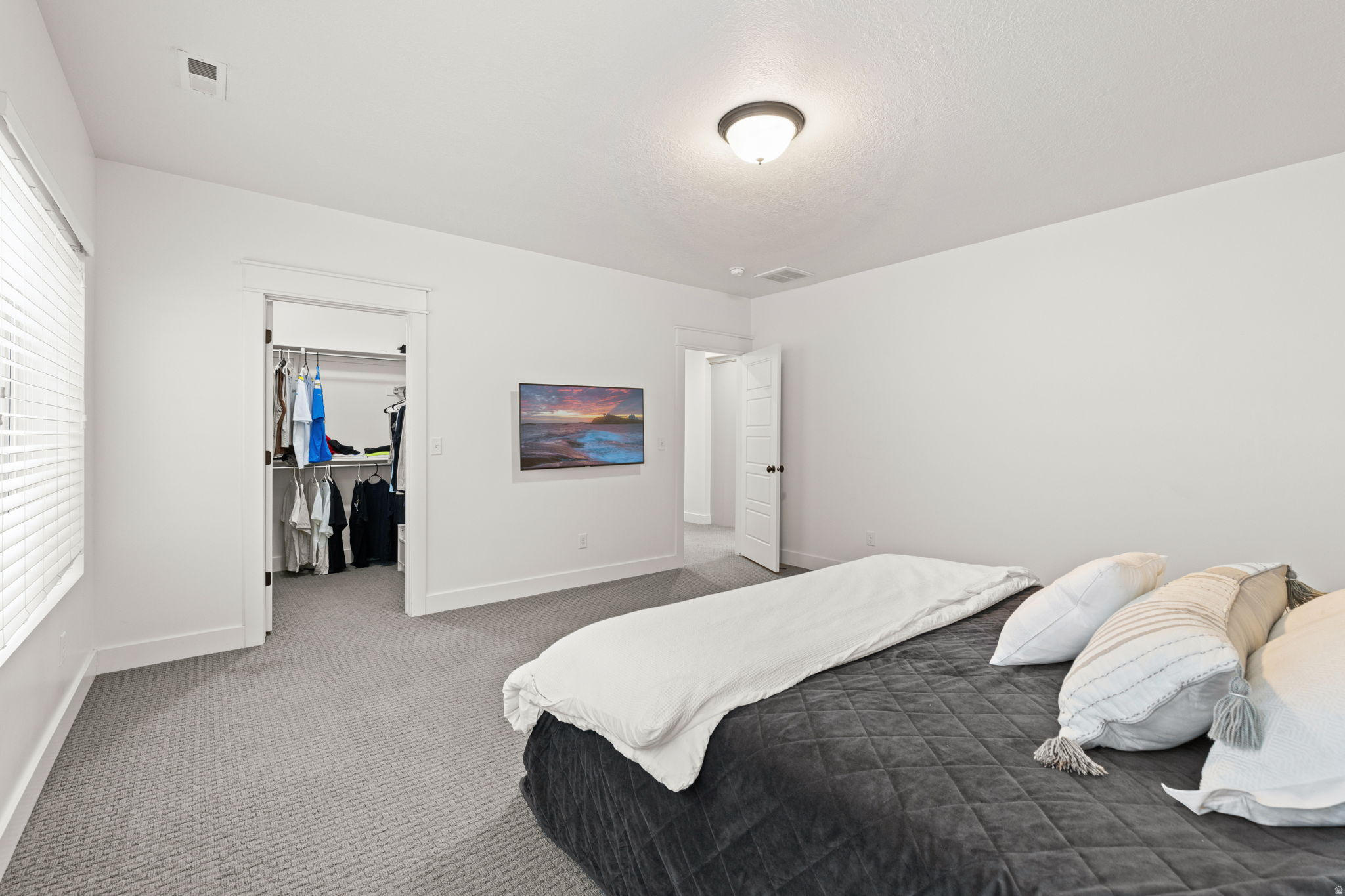 DAYBREAK NORTH SHORE - Residential