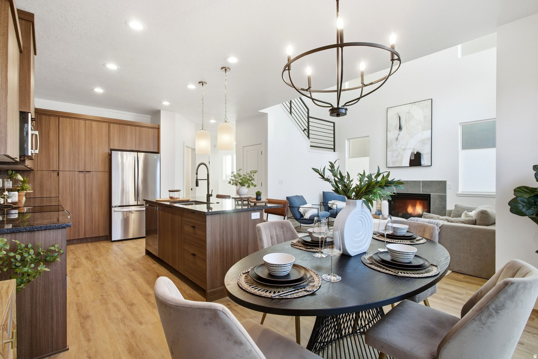 SILVER SKY - Residential