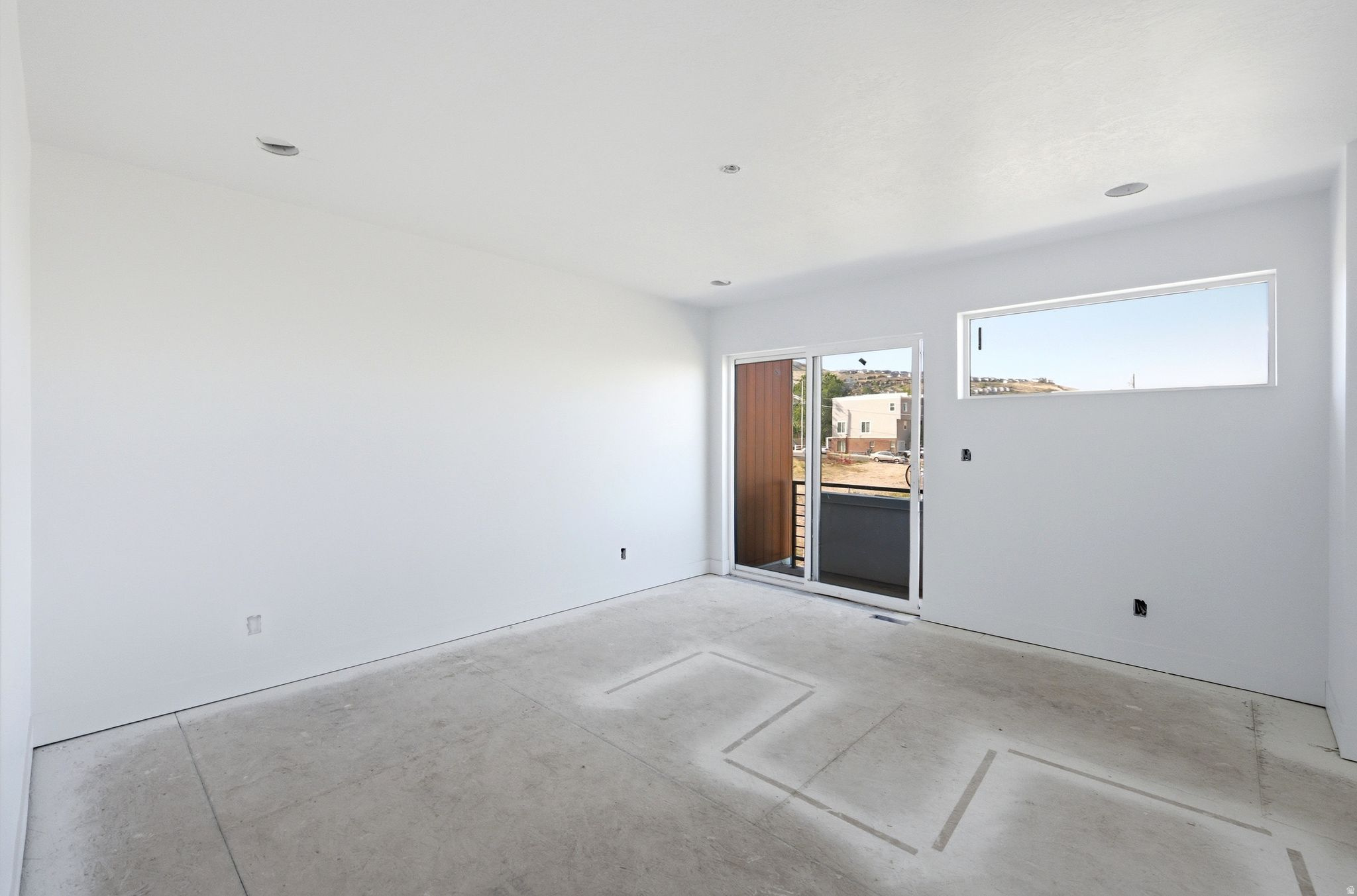 SILVER SKY - Residential
