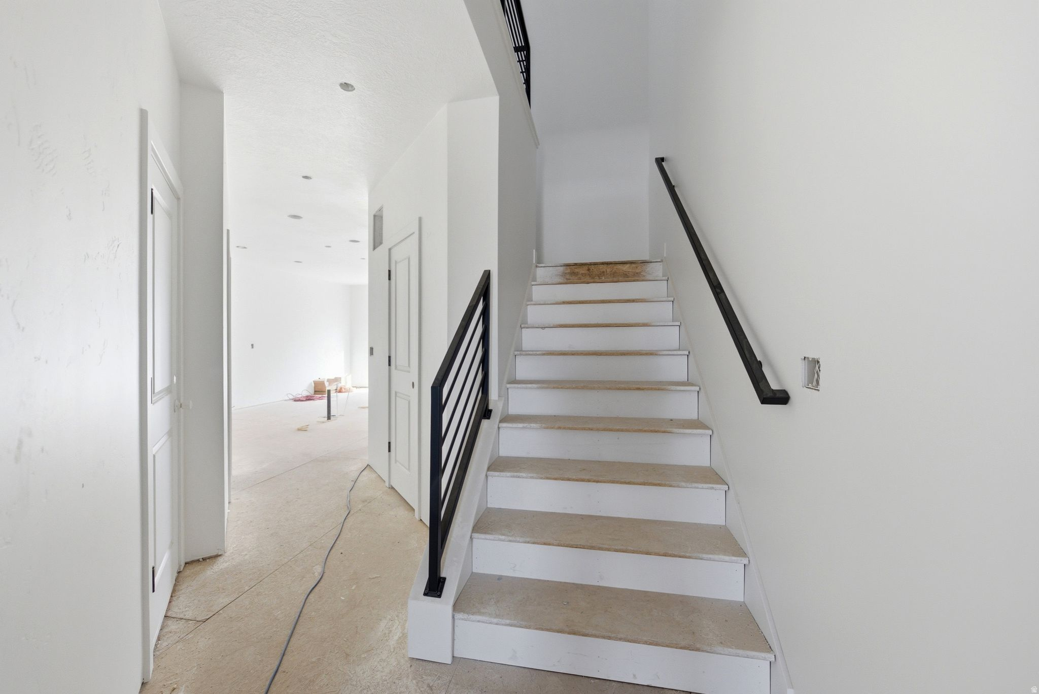 SILVER SKY - Residential