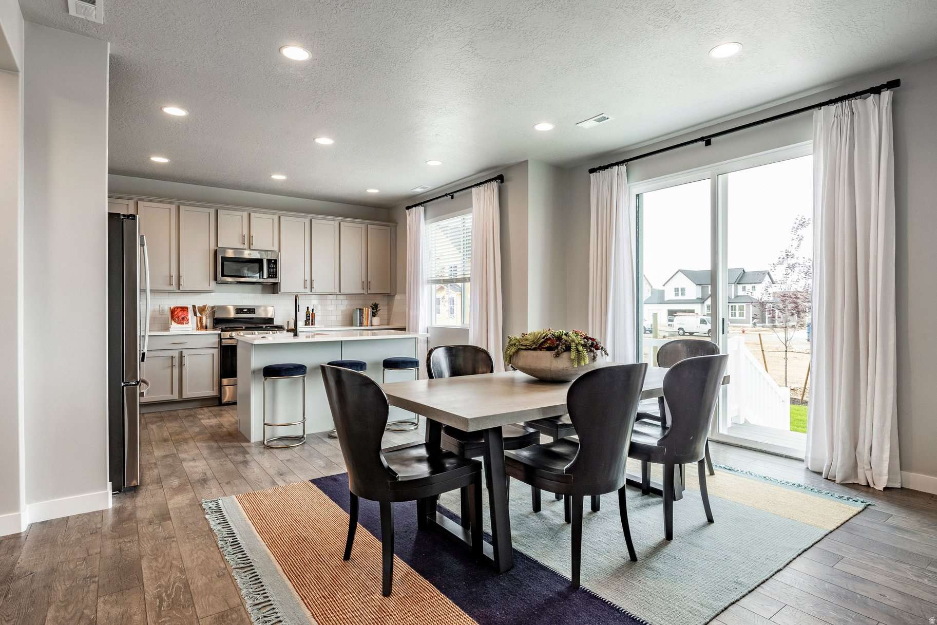 STEWART RANCH - Residential