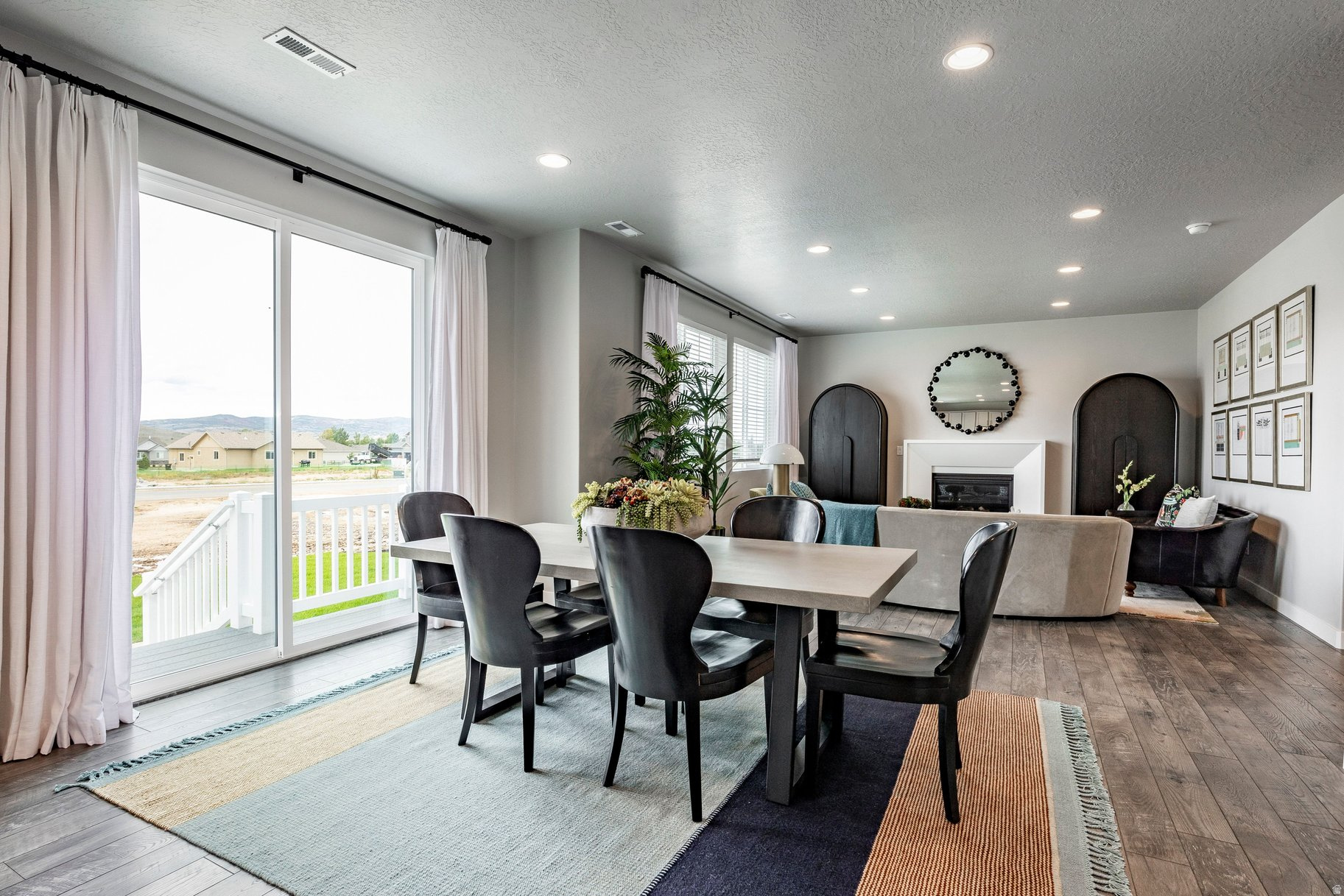 STEWART RANCH - Residential