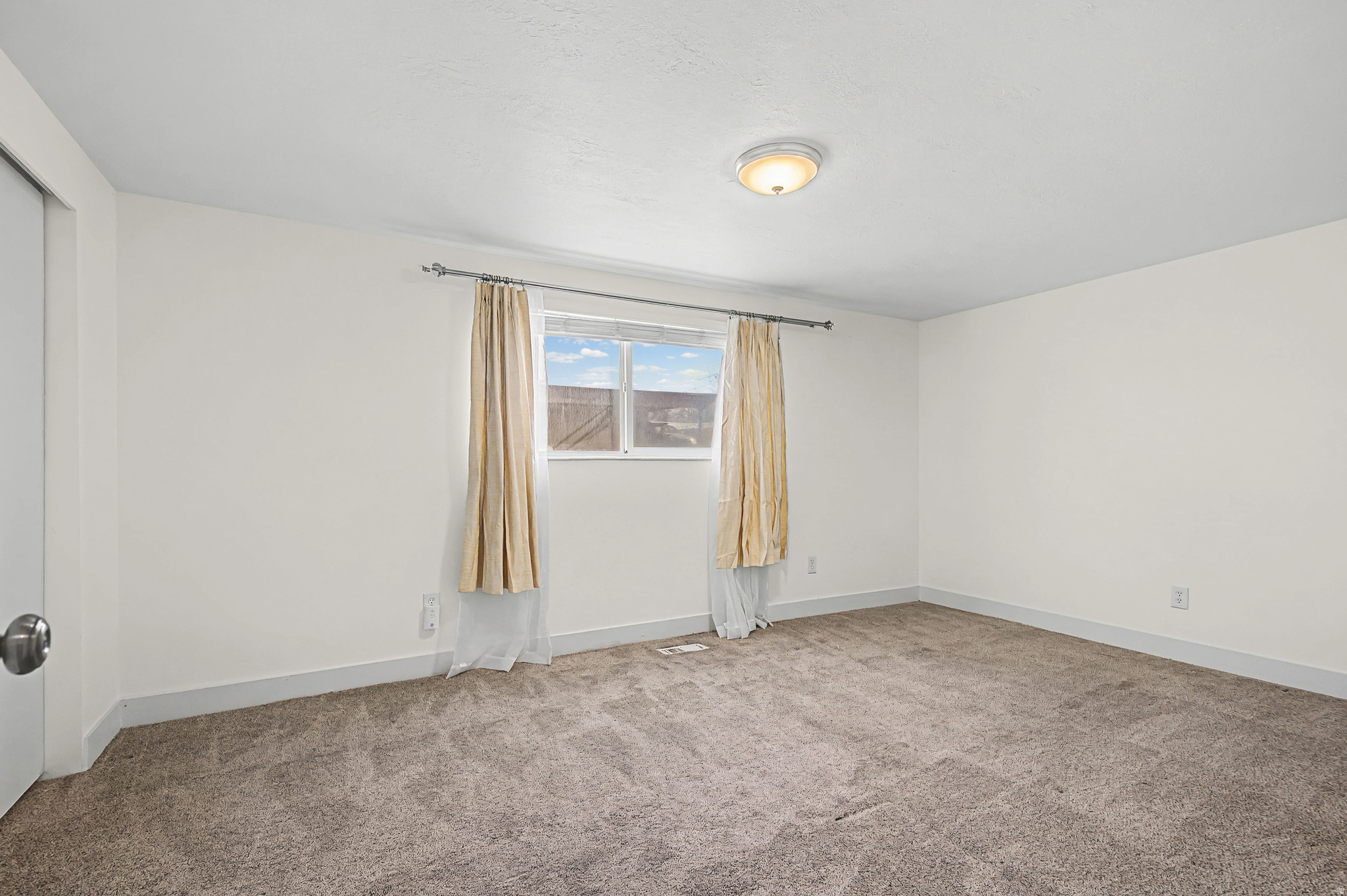 HEATHER RIDGE CONDM - Residential