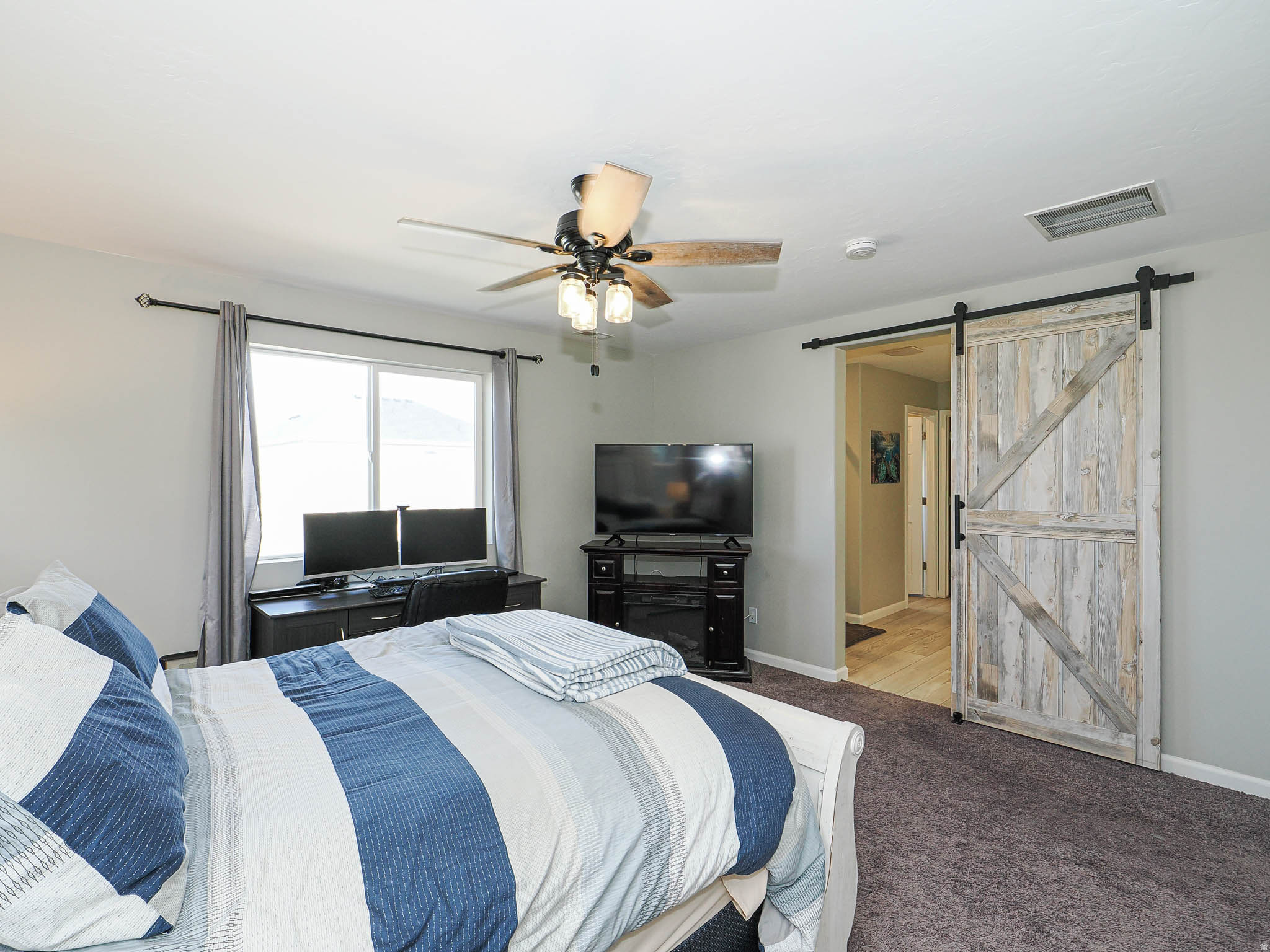 PACIFIC SPRINGS - Residential