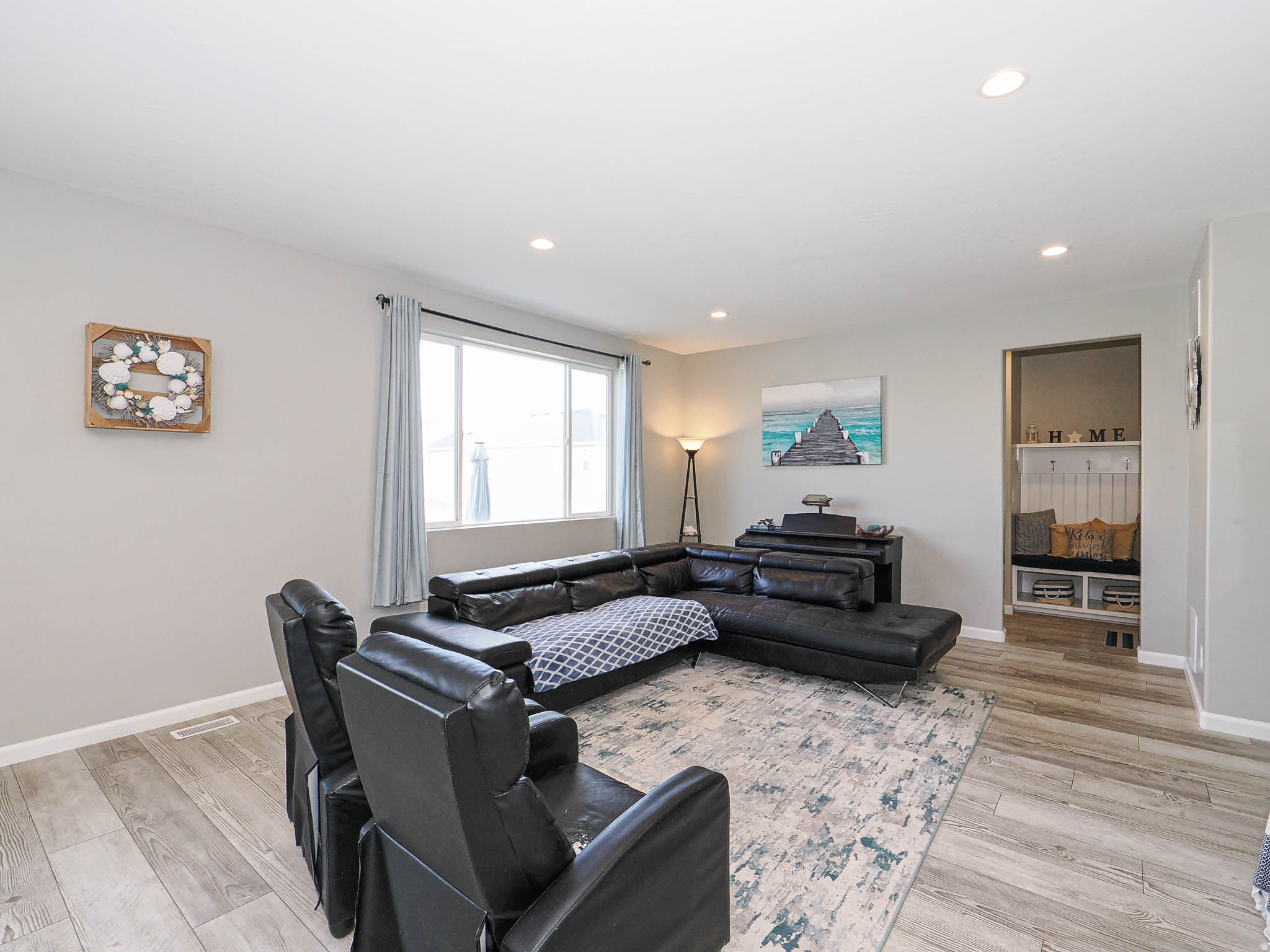 PACIFIC SPRINGS - Residential