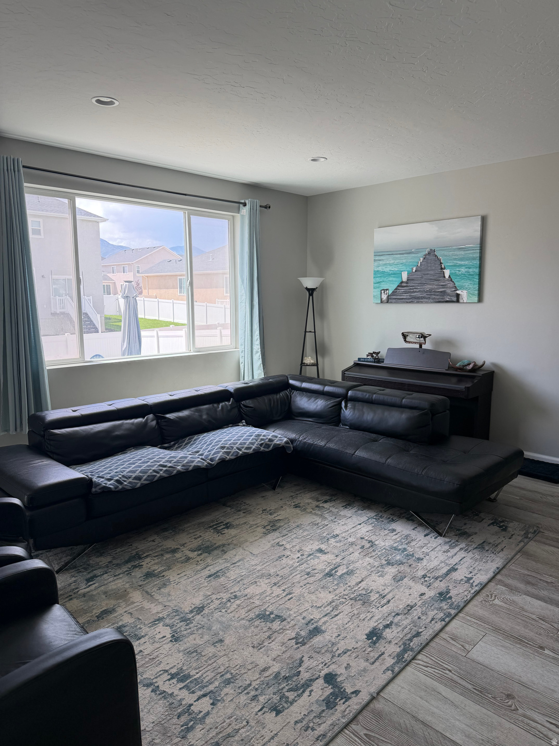 PACIFIC SPRINGS - Residential