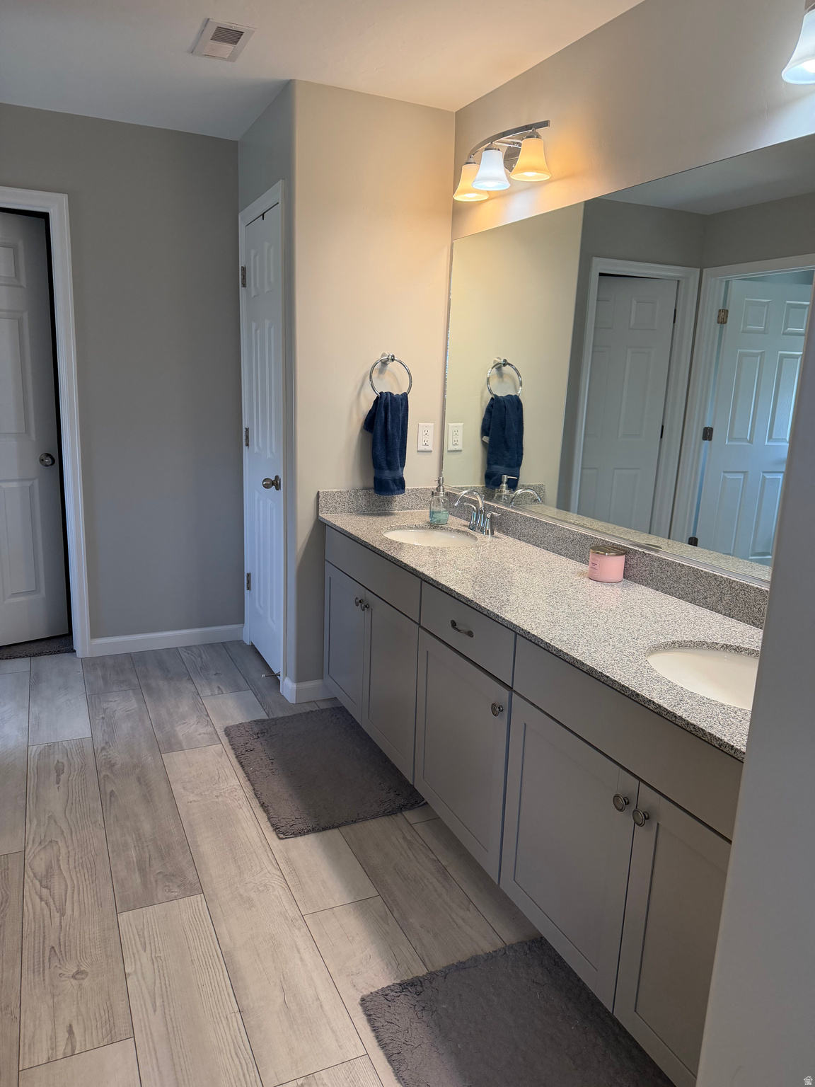 PACIFIC SPRINGS - Residential