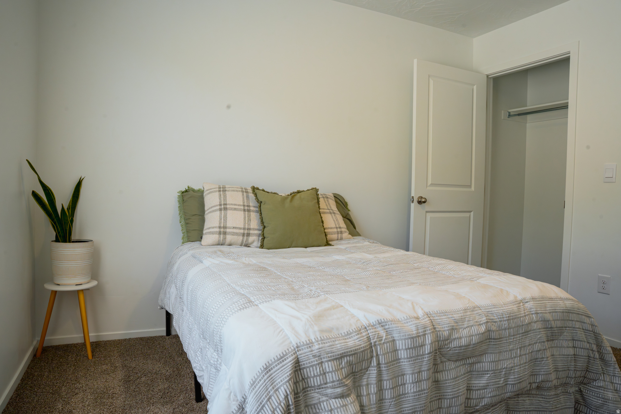 OLD SORREL TWNHMS PUD PH 1 UN - Residential