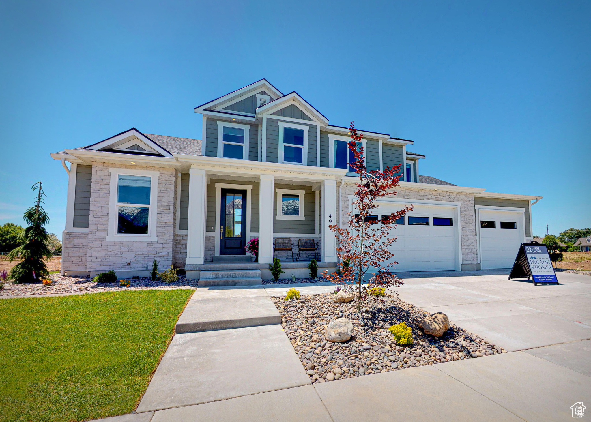RESALE LOTS AVAILABLE  BUILD YOUR DREAM HOME! Welcome to Broad Hollow in beautiful Salem, Utah! Enjoy mountain views, quick freeway access, and nearby shopping and dining. Customize your layout, window sizes, and finishes to create the perfect home for your lifestyle. Choose from 25+ floor plans and start building your dream home today! Home pictured is the Aaron floor plan. List price is the base price of the floor plan. Pictures may contain options not included in the base price of the home. Contact the listing agent for details.