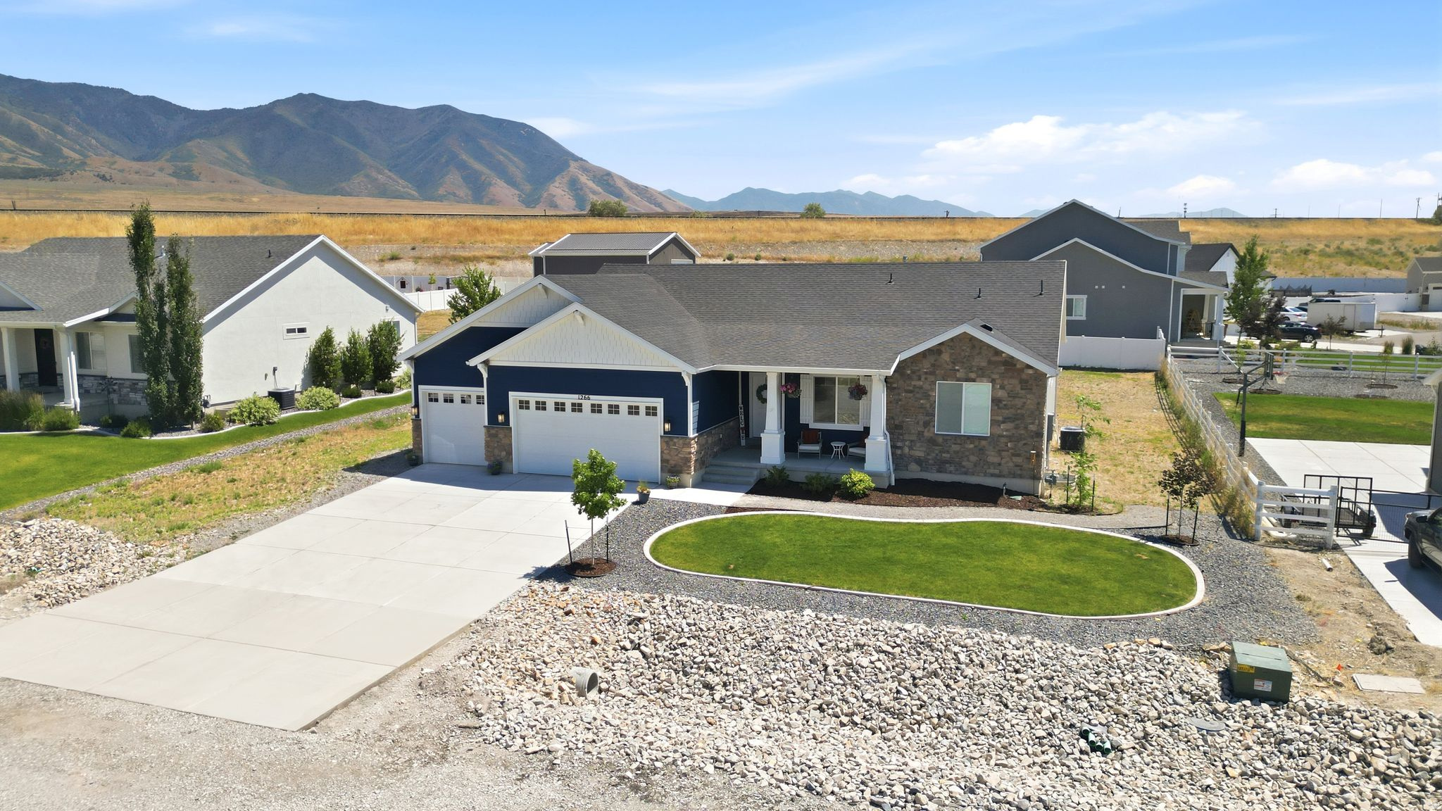 LAKE POINT HEIGHTS - Residential