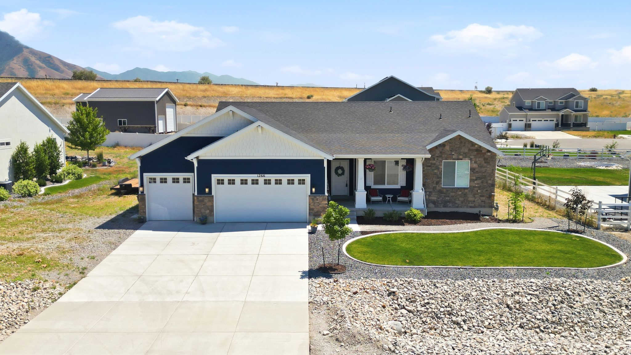 LAKE POINT HEIGHTS - Residential