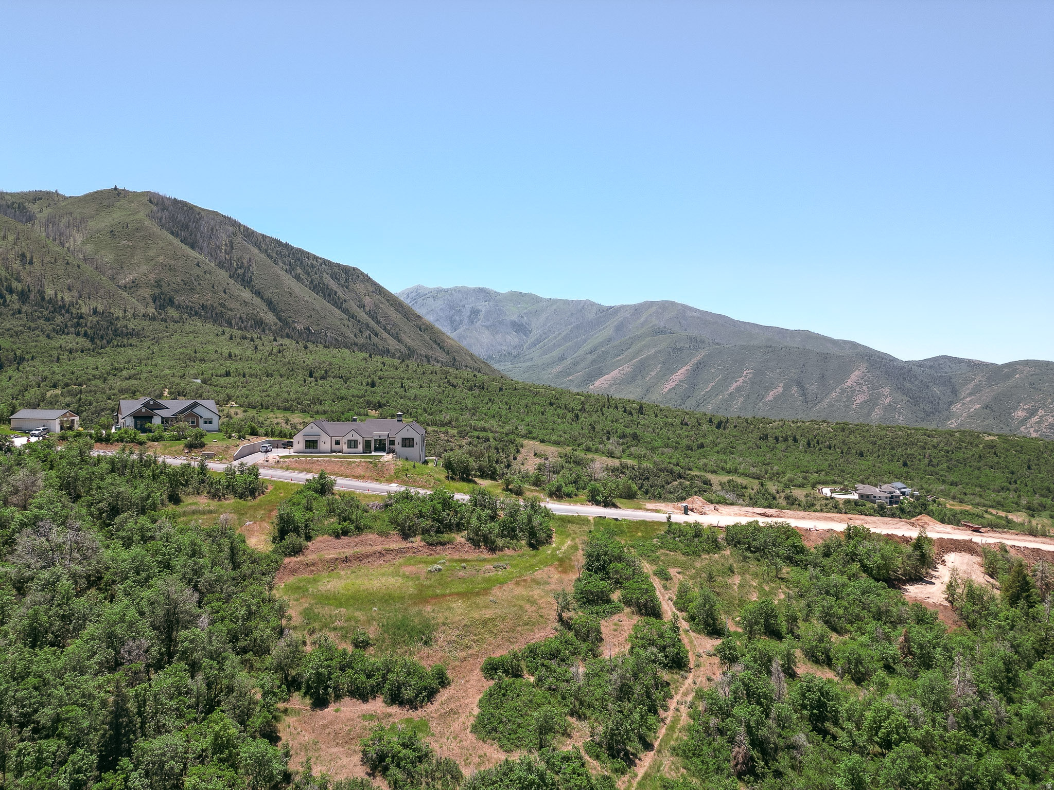WOODLAND HILLS - Land