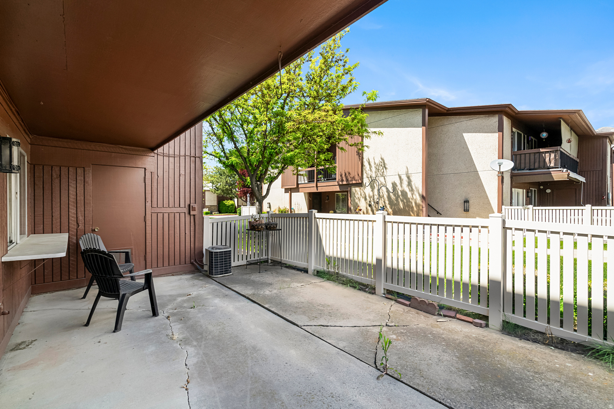 THREE FOUNTAINS - Residential