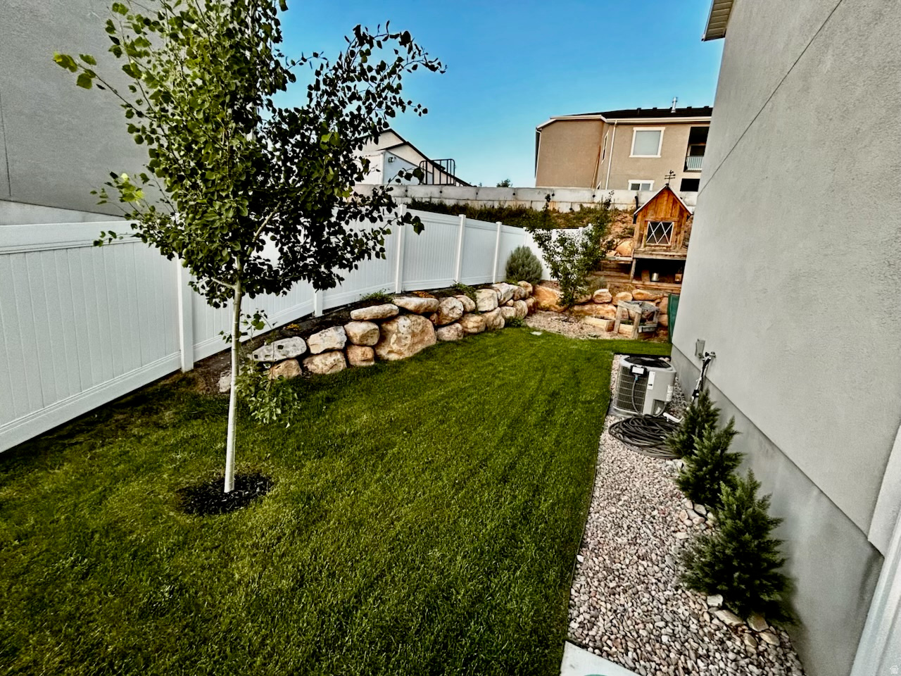 FOOTHILL VILLAGE - Residential