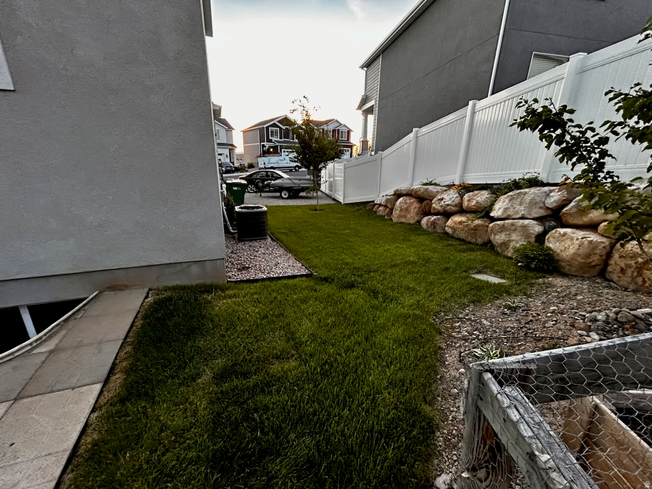 FOOTHILL VILLAGE - Residential
