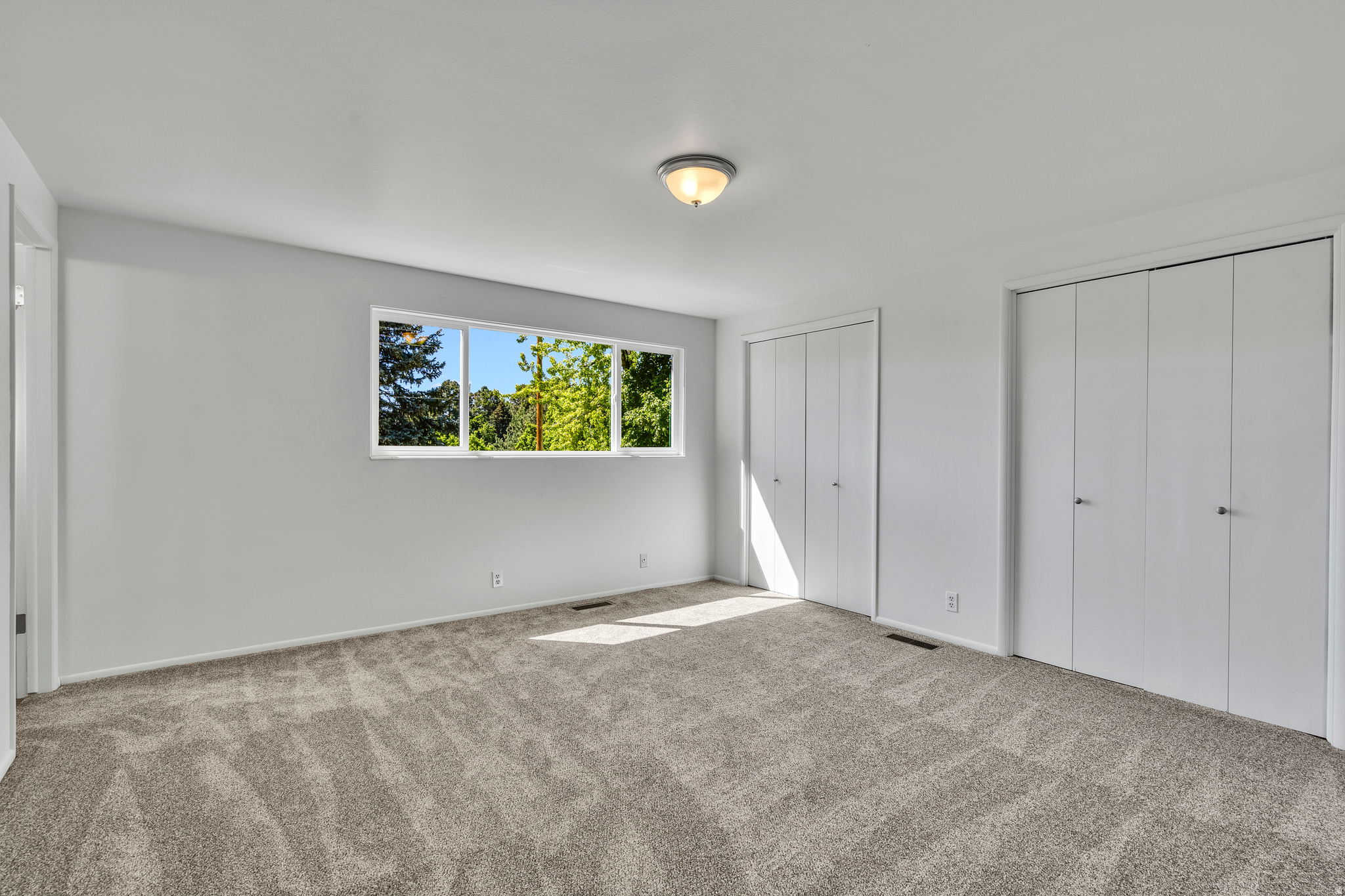 LAKEWOOD VILLAGE - Residential