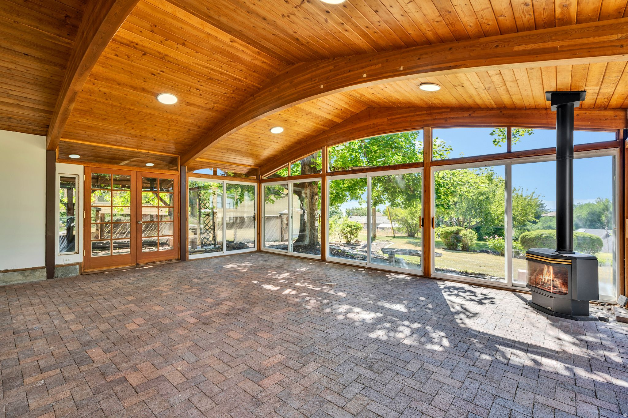 LAKEWOOD VILLAGE - Residential