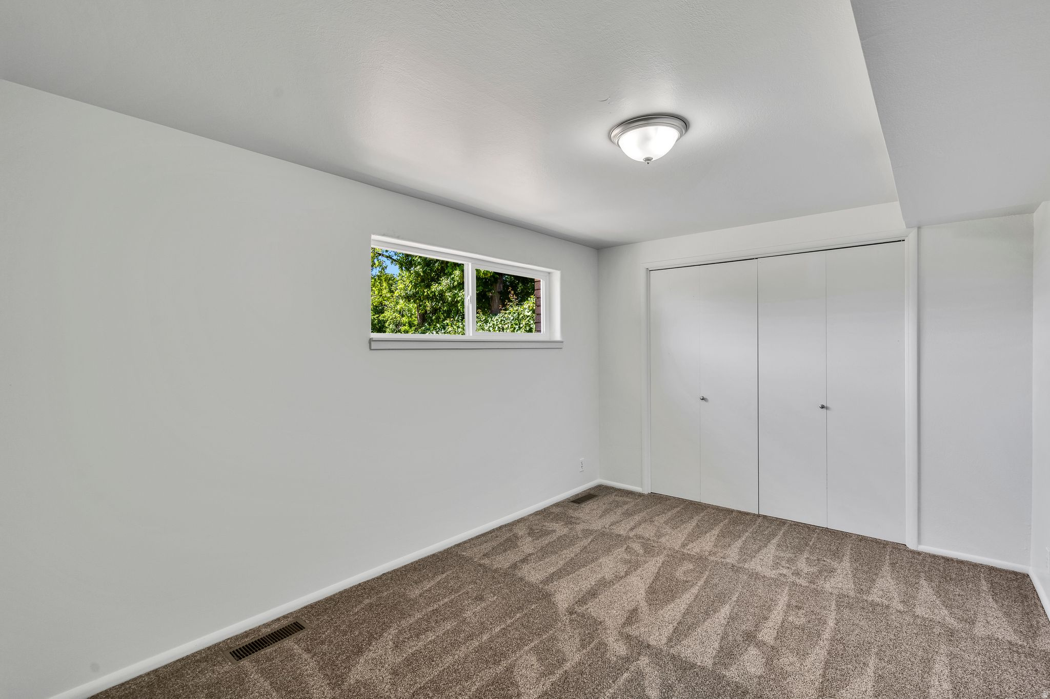 LAKEWOOD VILLAGE - Residential