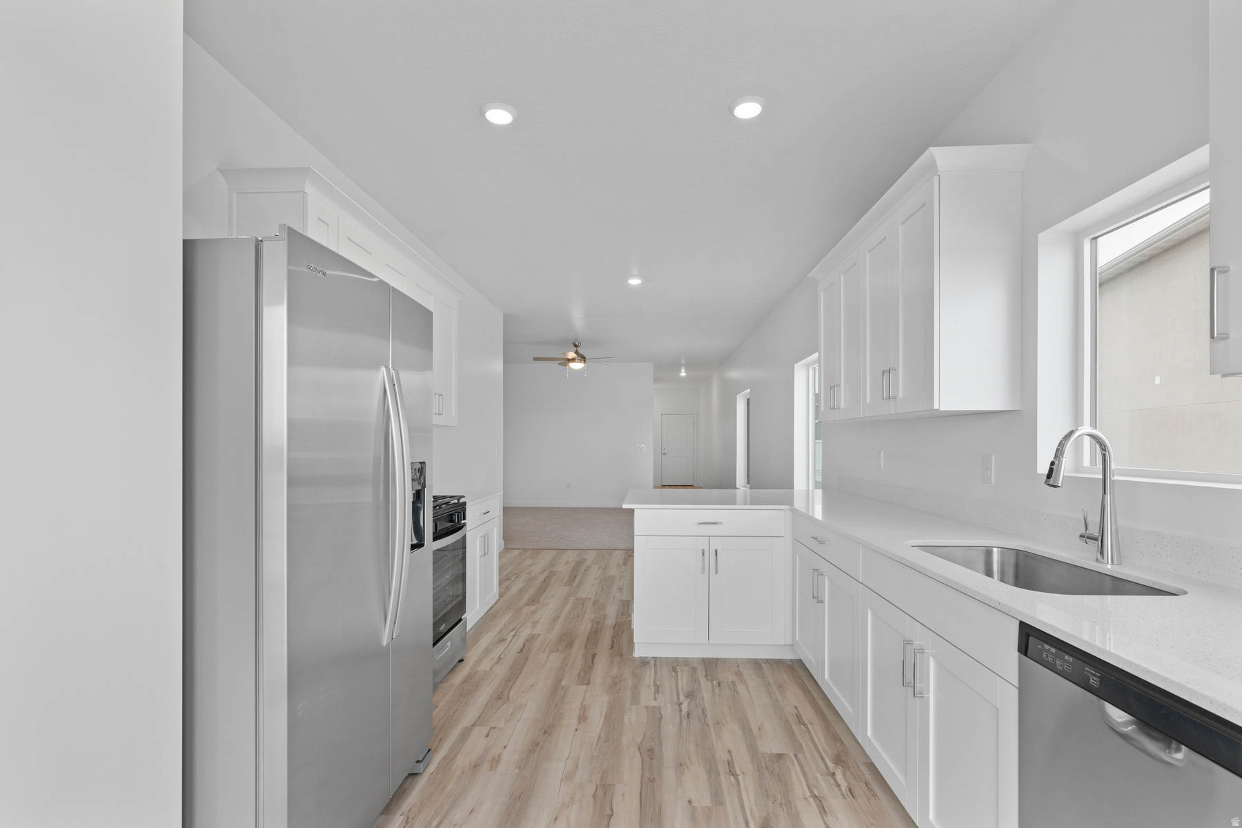 DESERT EDGE - Residential
