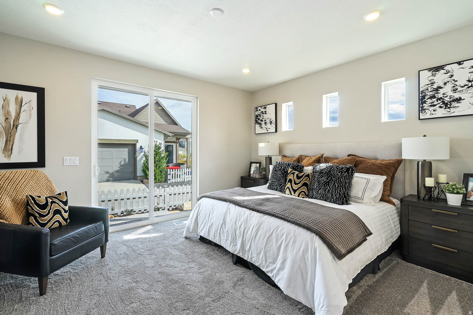 DAYBREAK - Residential