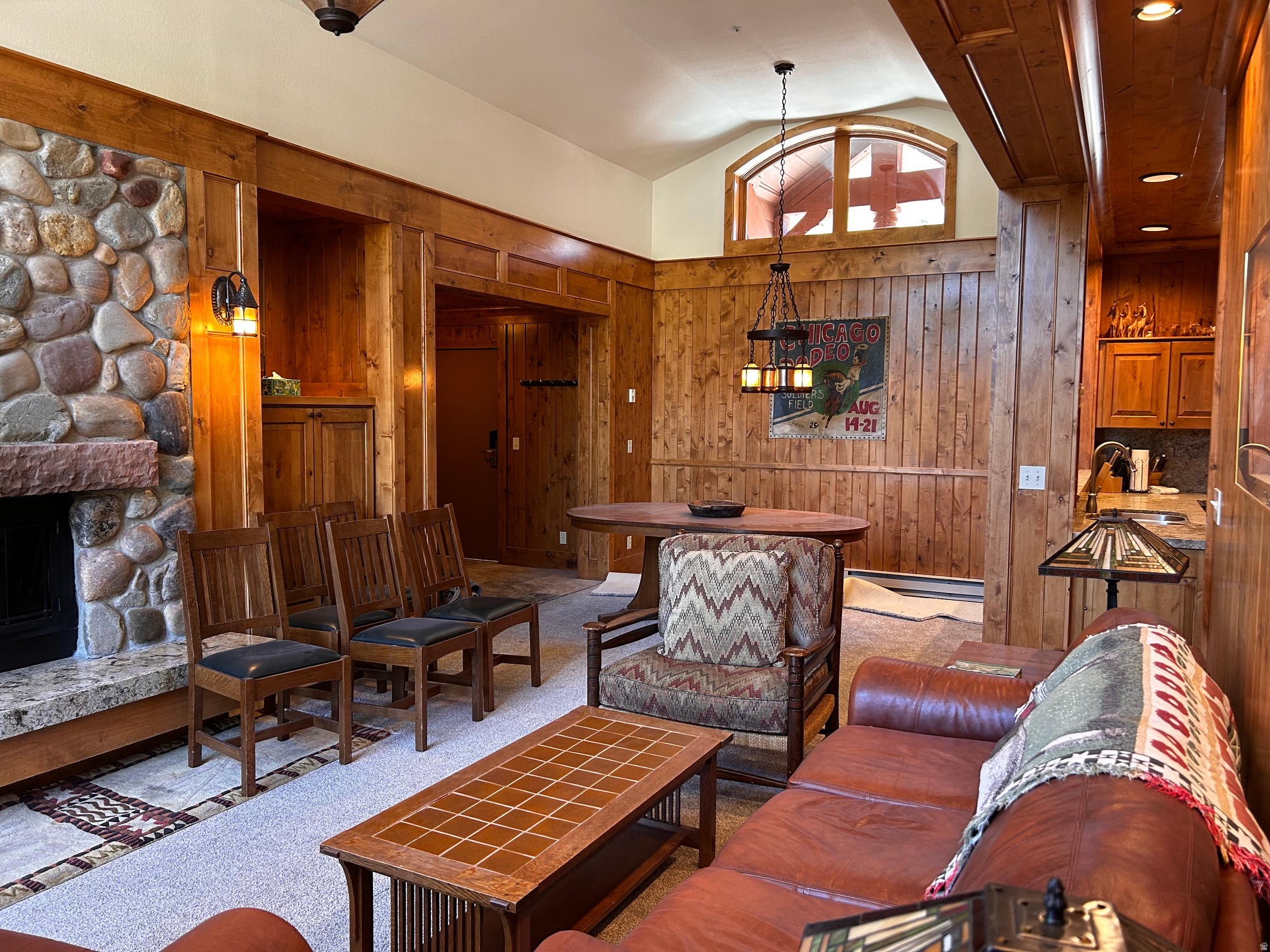 CREEKSIDE - Residential