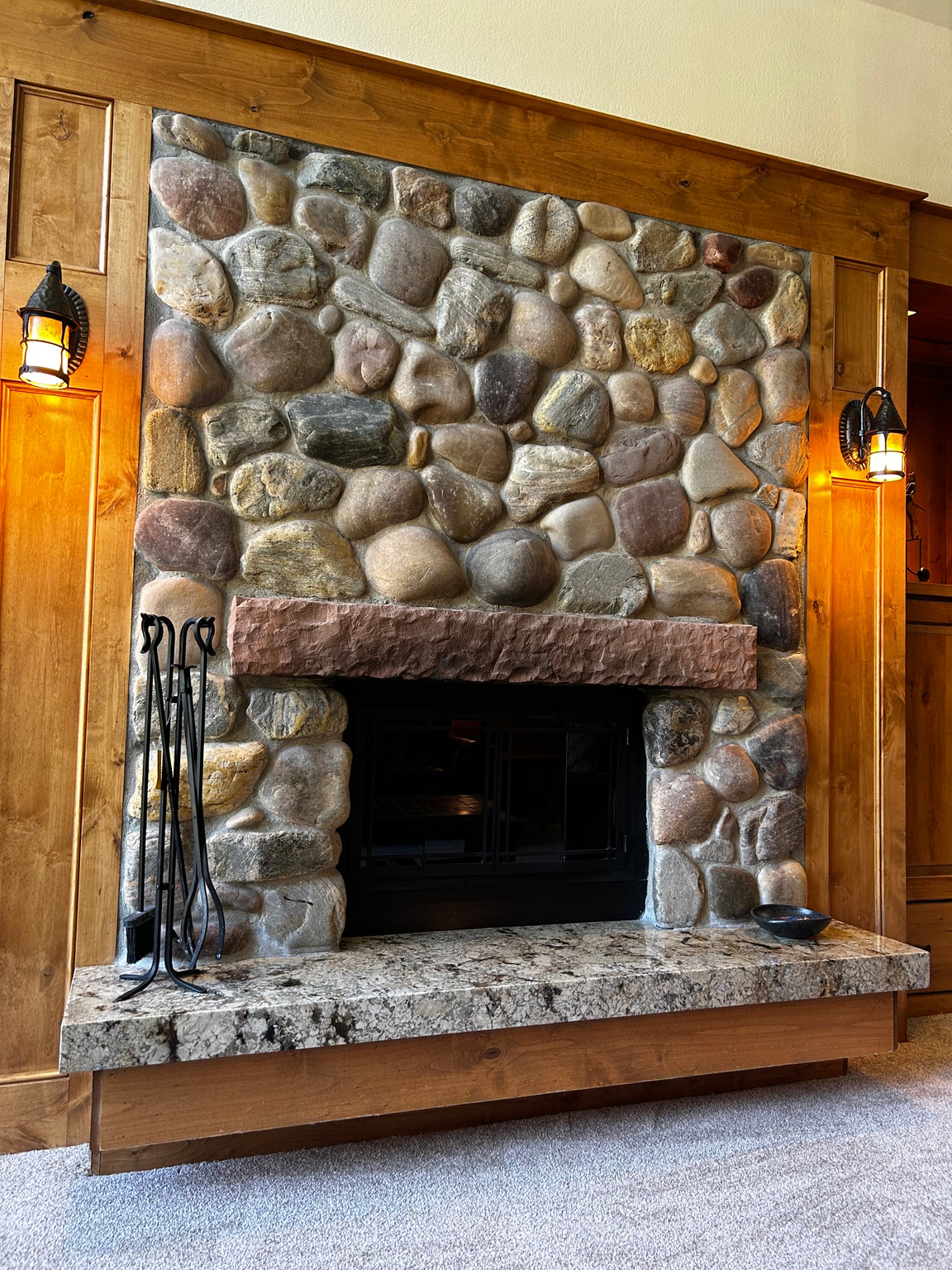 CREEKSIDE - Residential